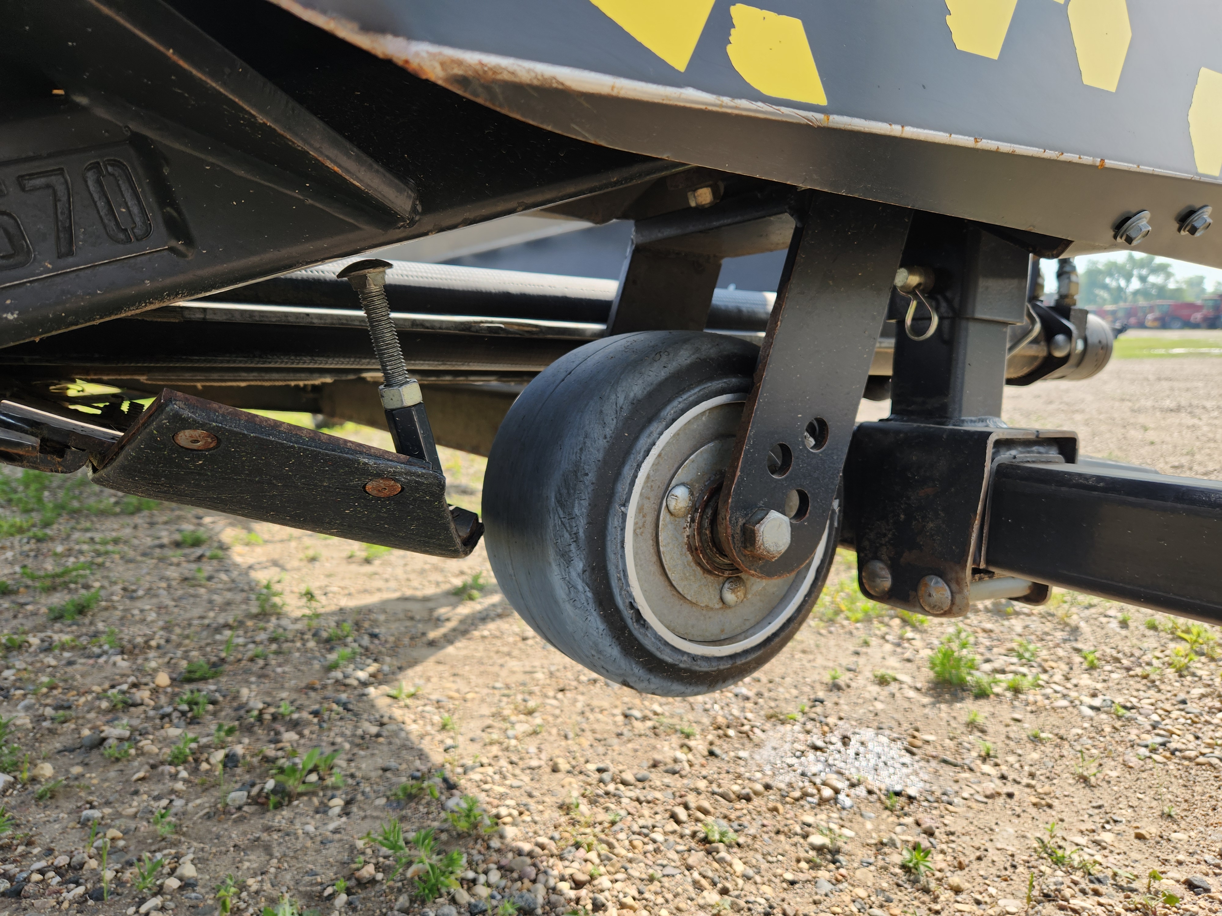 2016 Honey Bee SP36 Header Draper