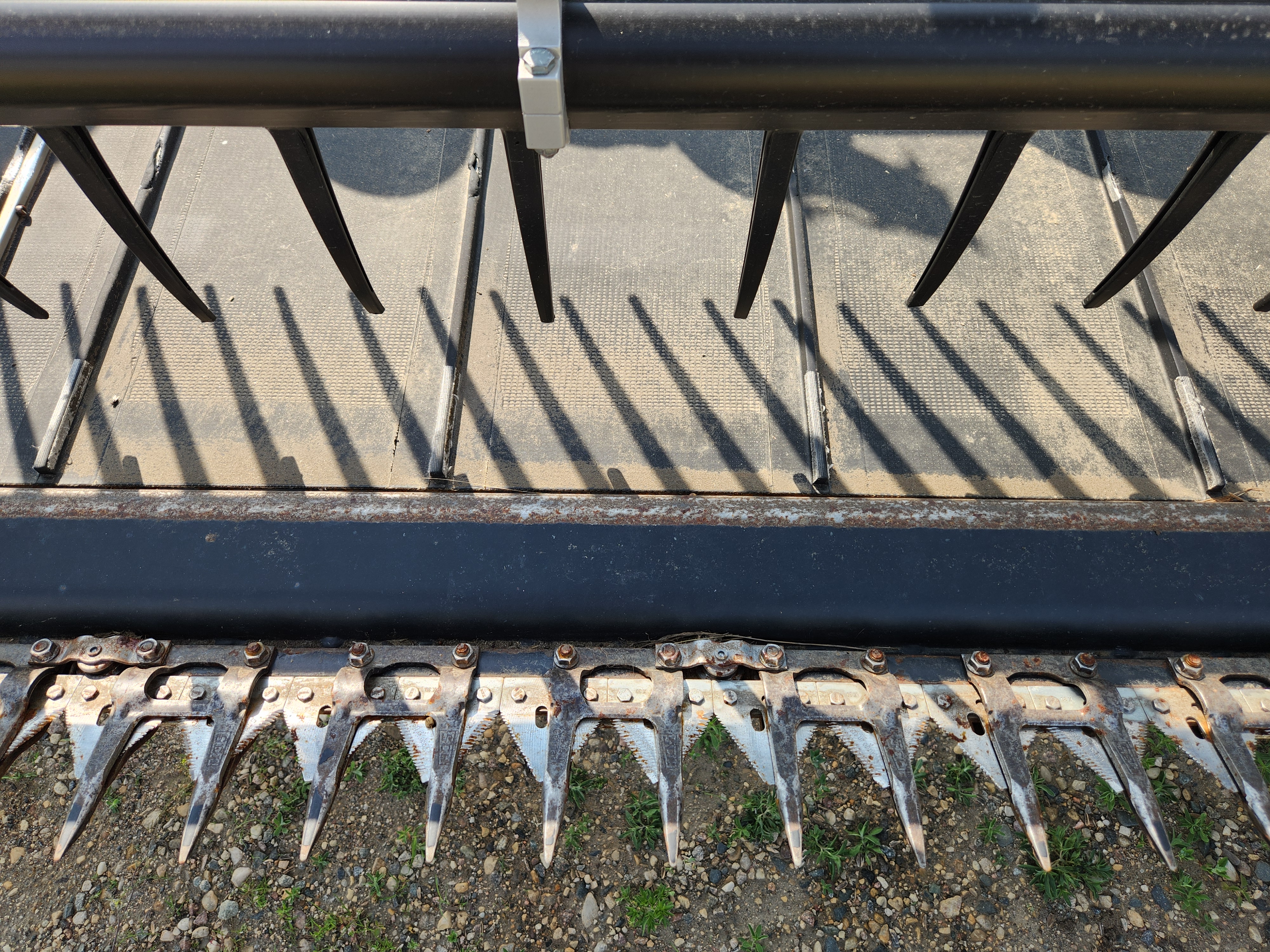 2016 Honey Bee SP36 Header Draper