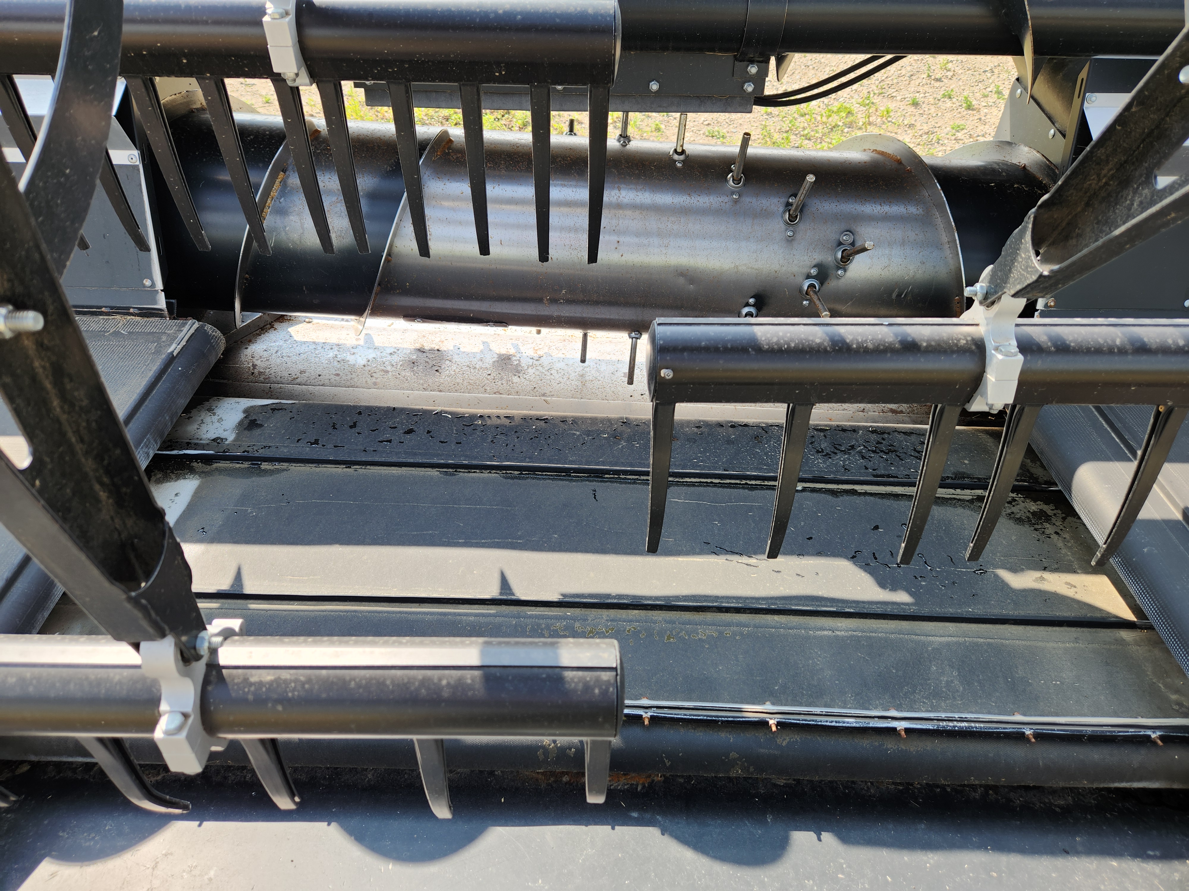 2016 Honey Bee SP36 Header Draper