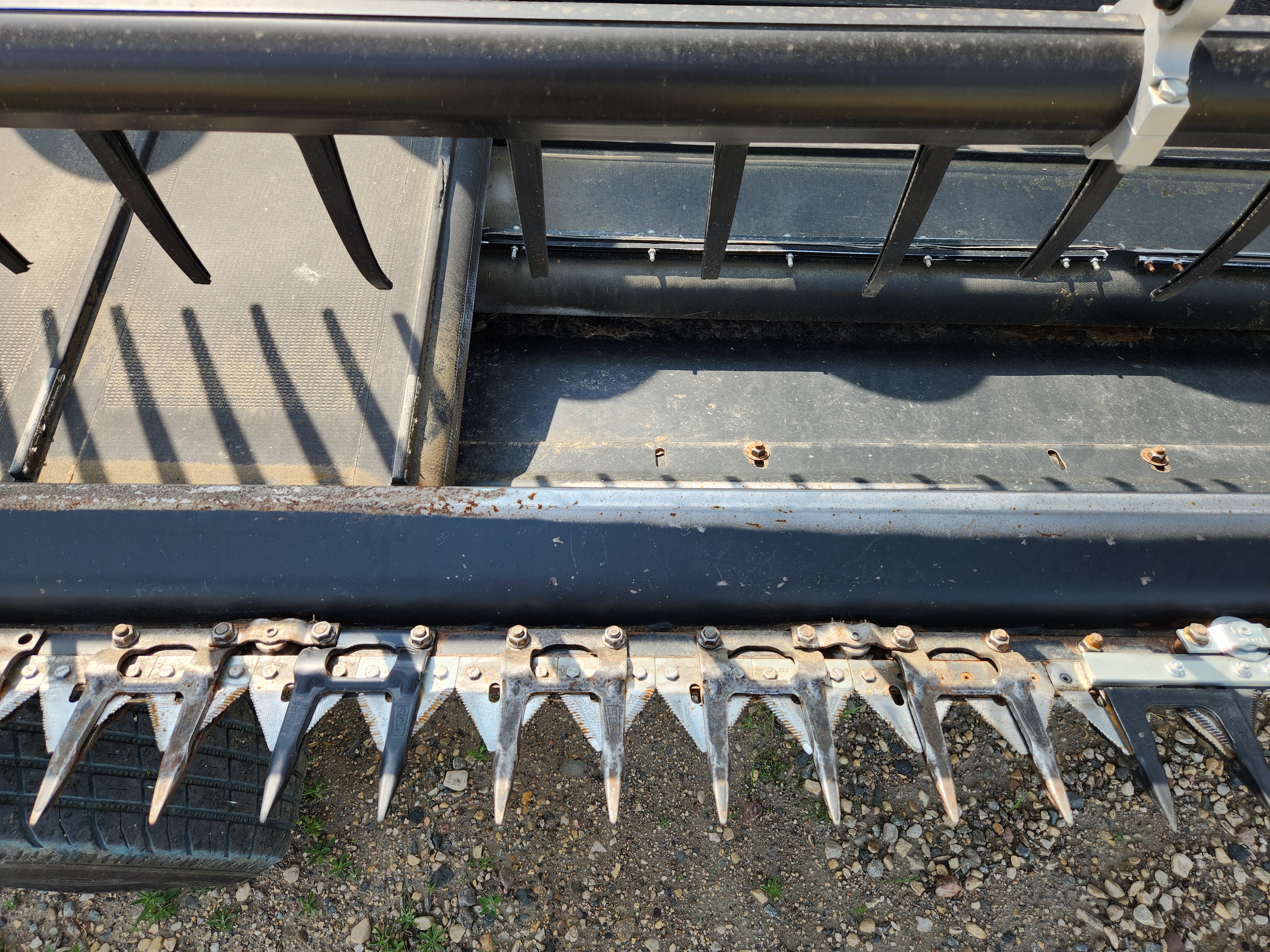 2016 Honey Bee SP36 Header Draper