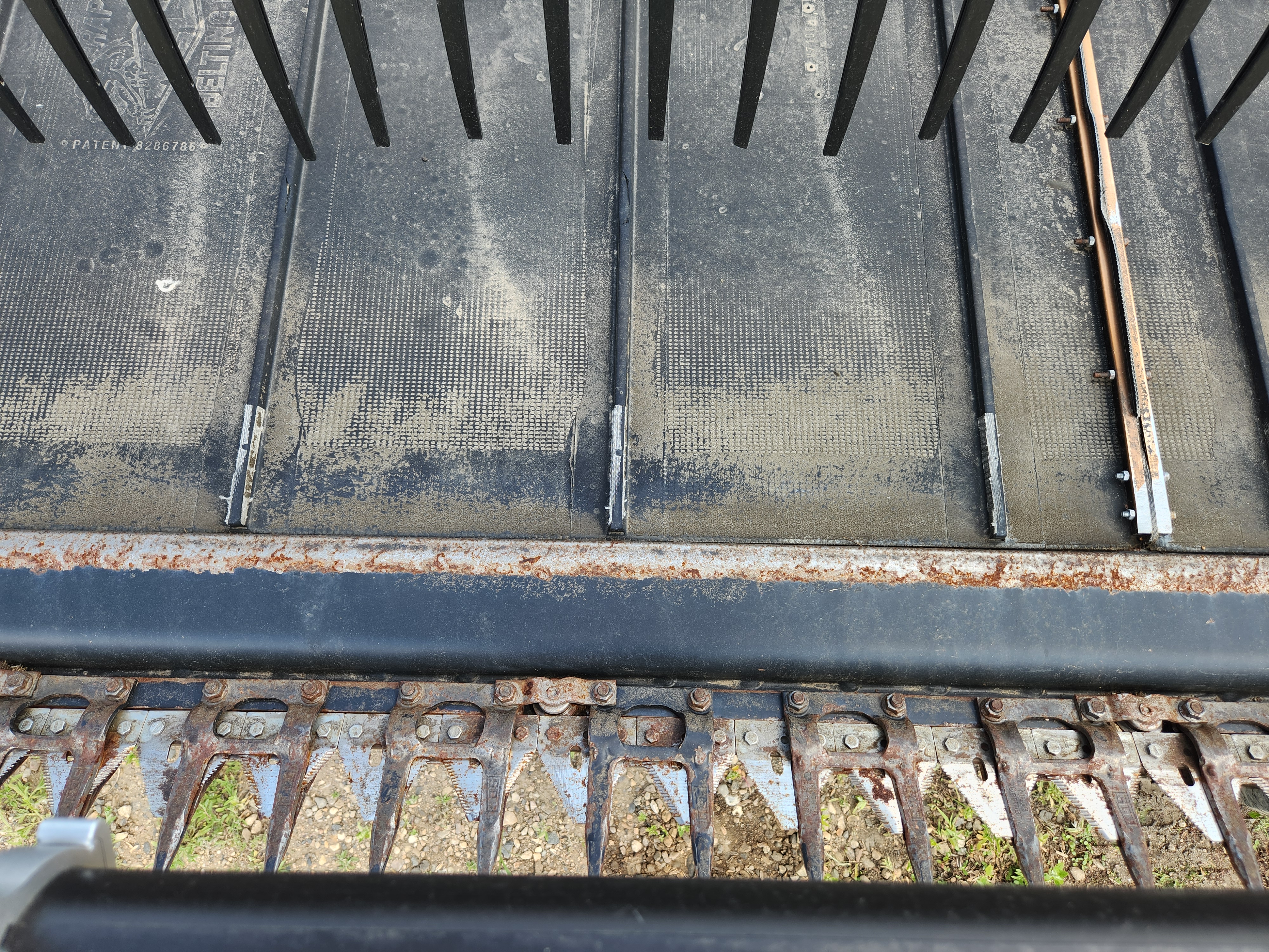 2018 Honey Bee SP36 Header Draper