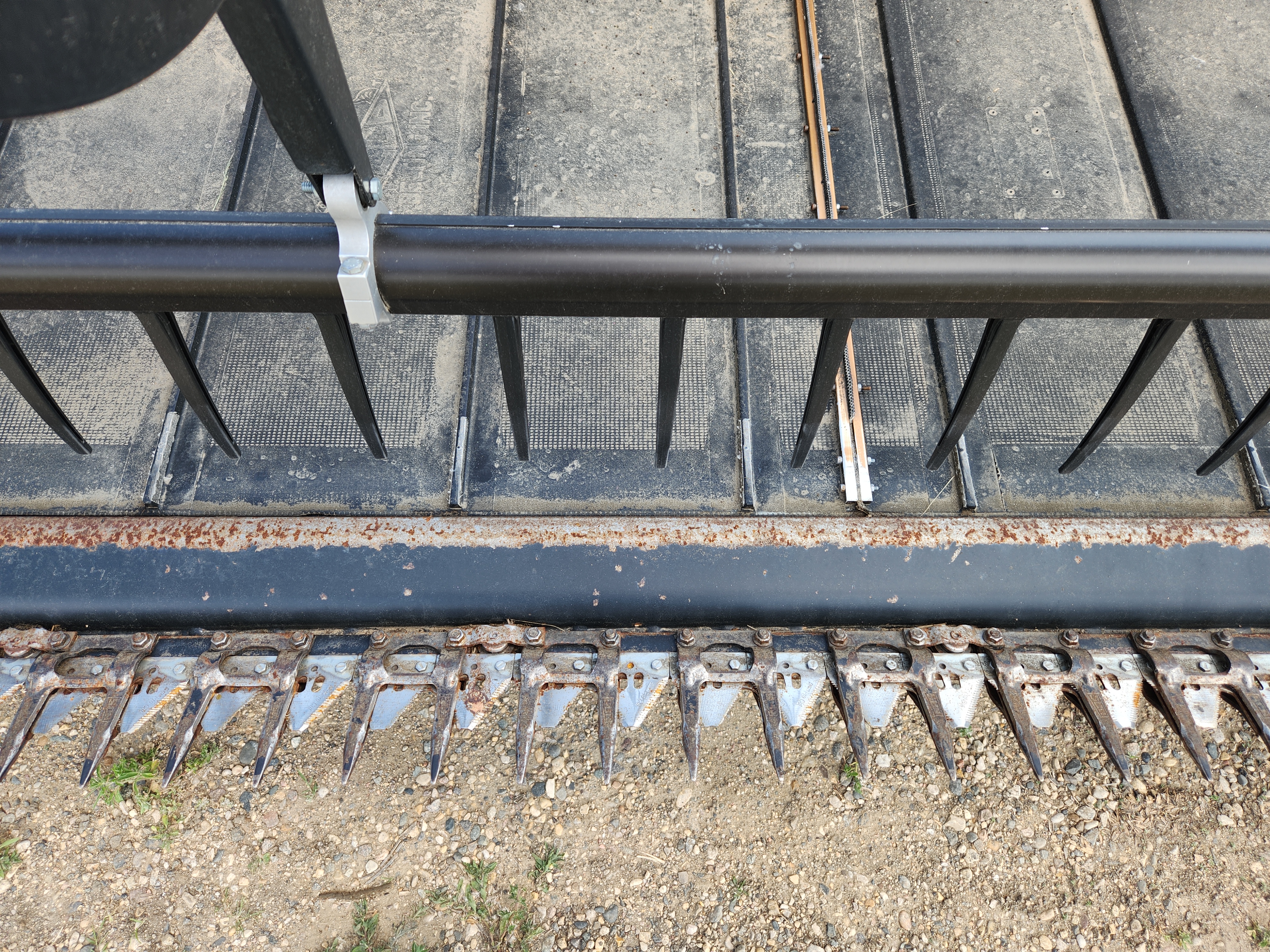 2018 Honey Bee SP36 Header Draper