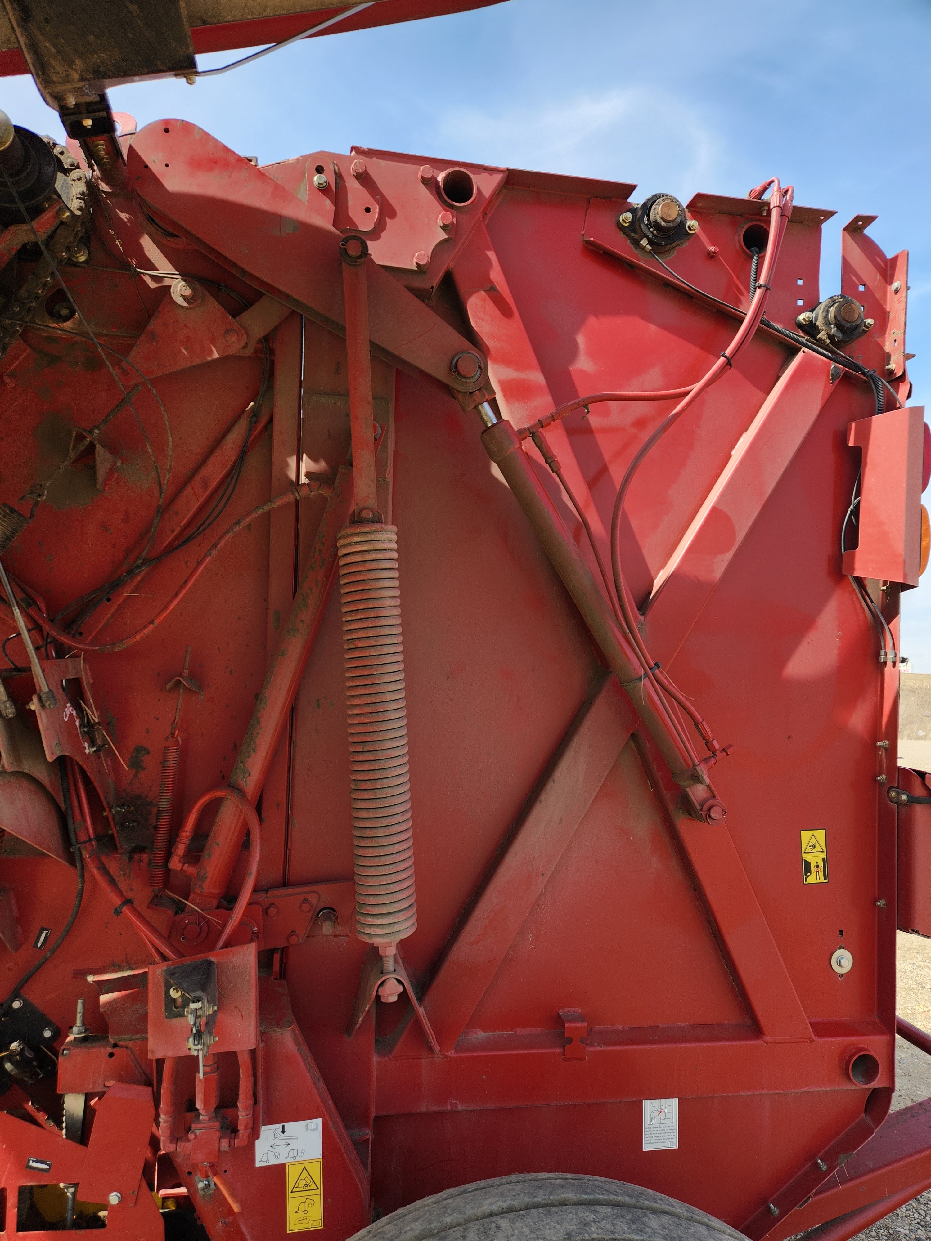 2016 New Holland RB560 Baler/Round