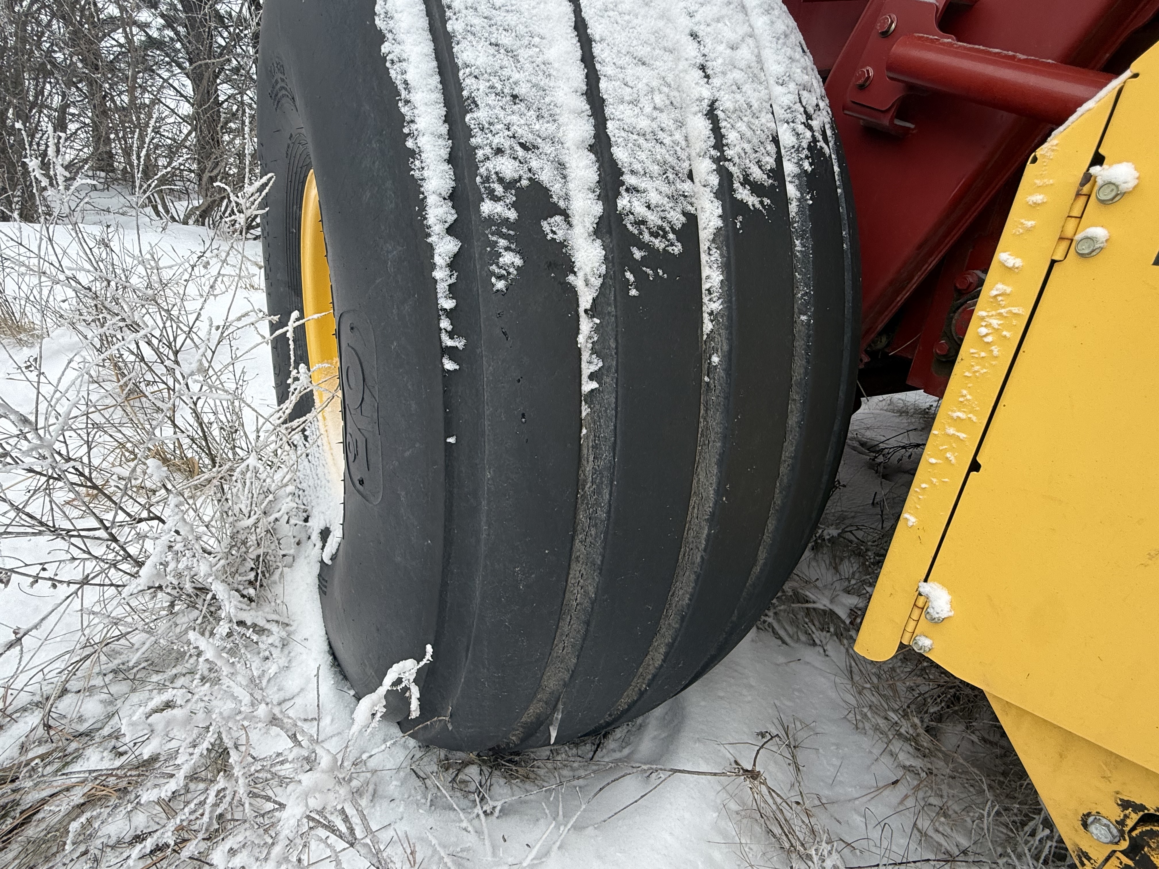 2016 New Holland RB560 Baler/Round