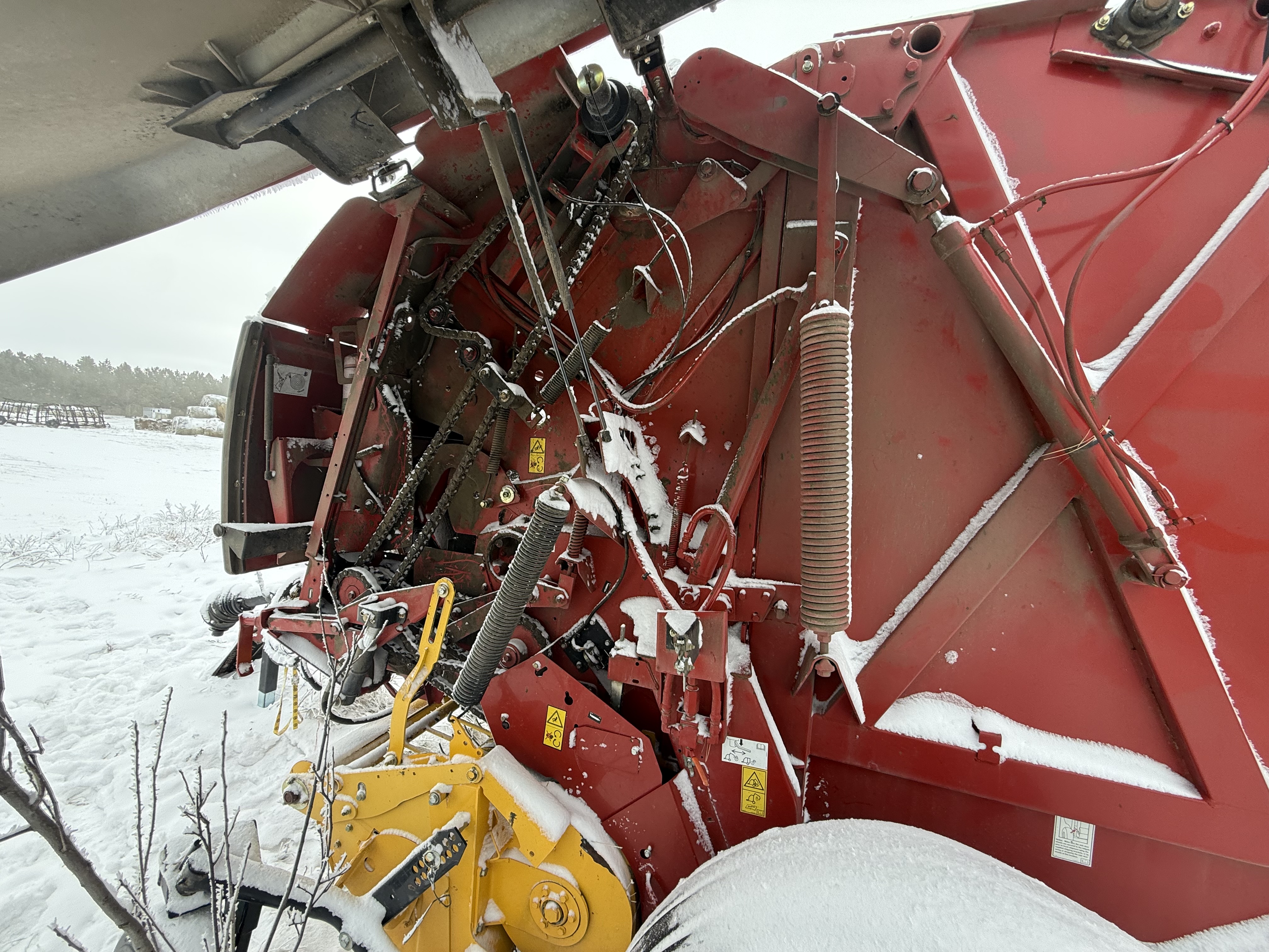 2016 New Holland RB560 Baler/Round