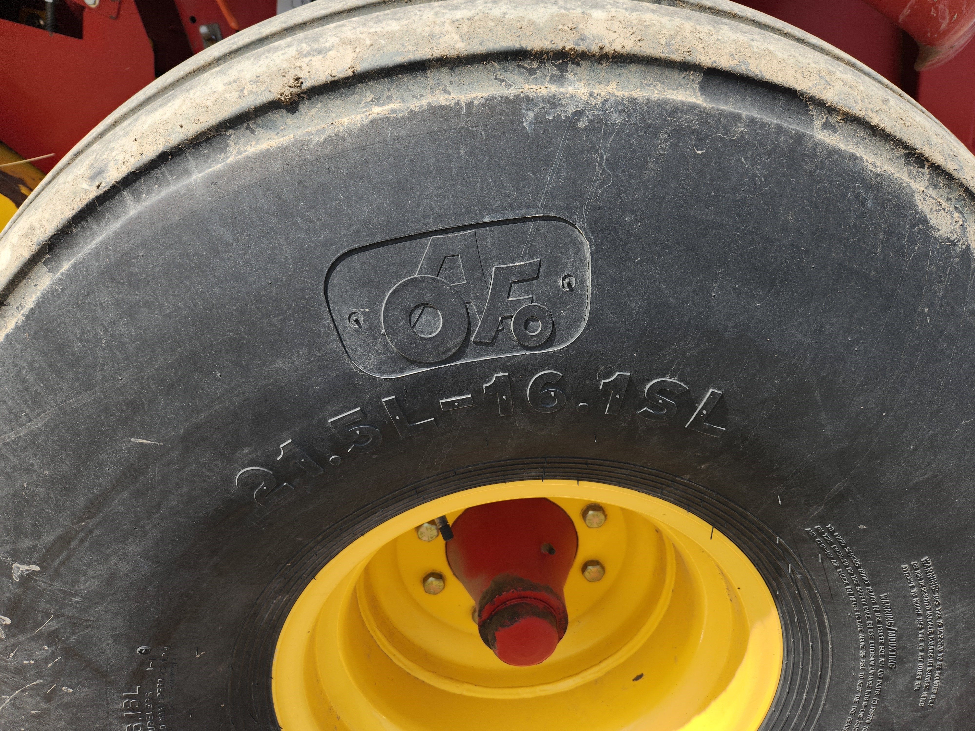 2016 New Holland RB560 Baler/Round