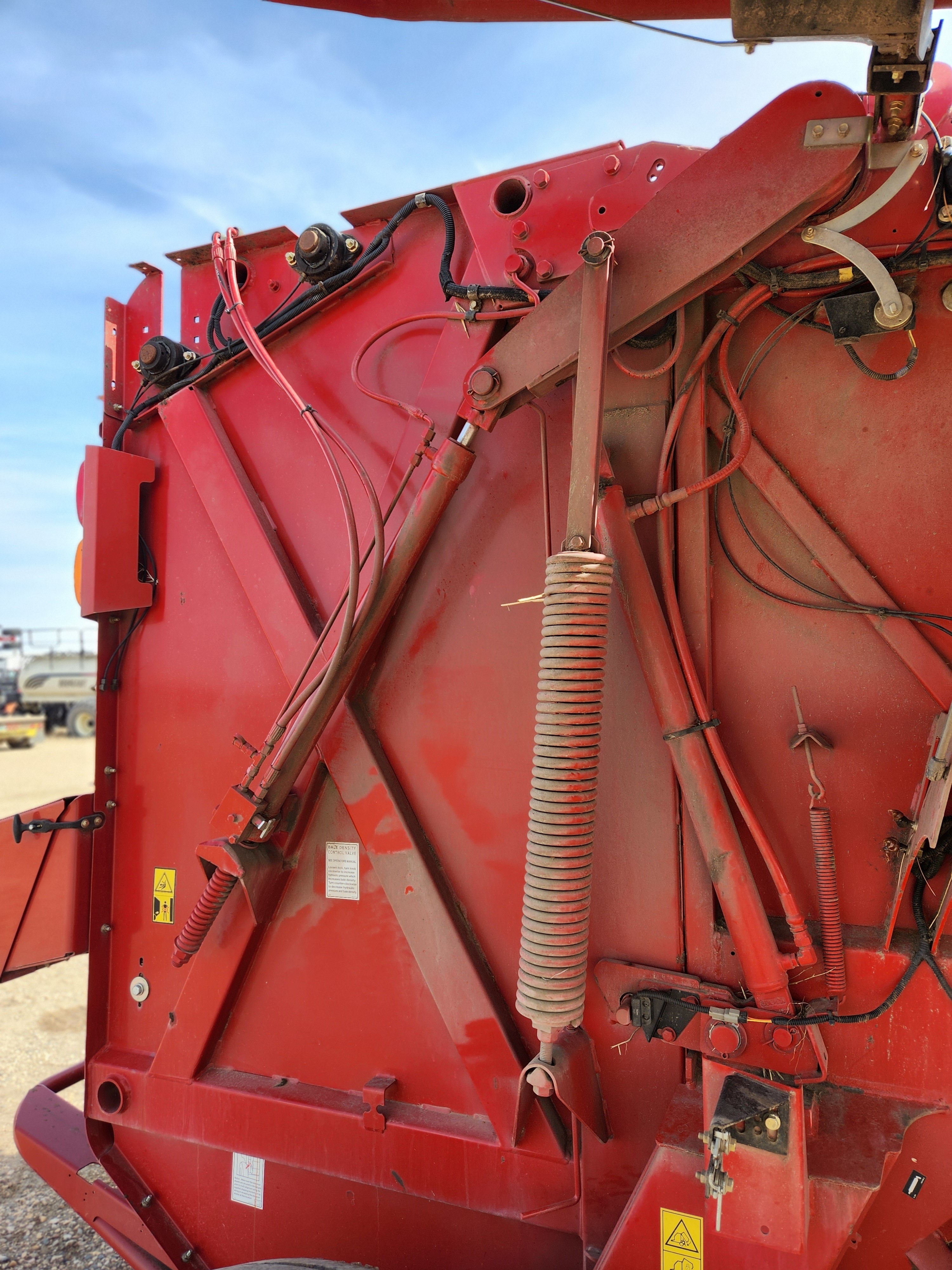 2016 New Holland RB560 Baler/Round