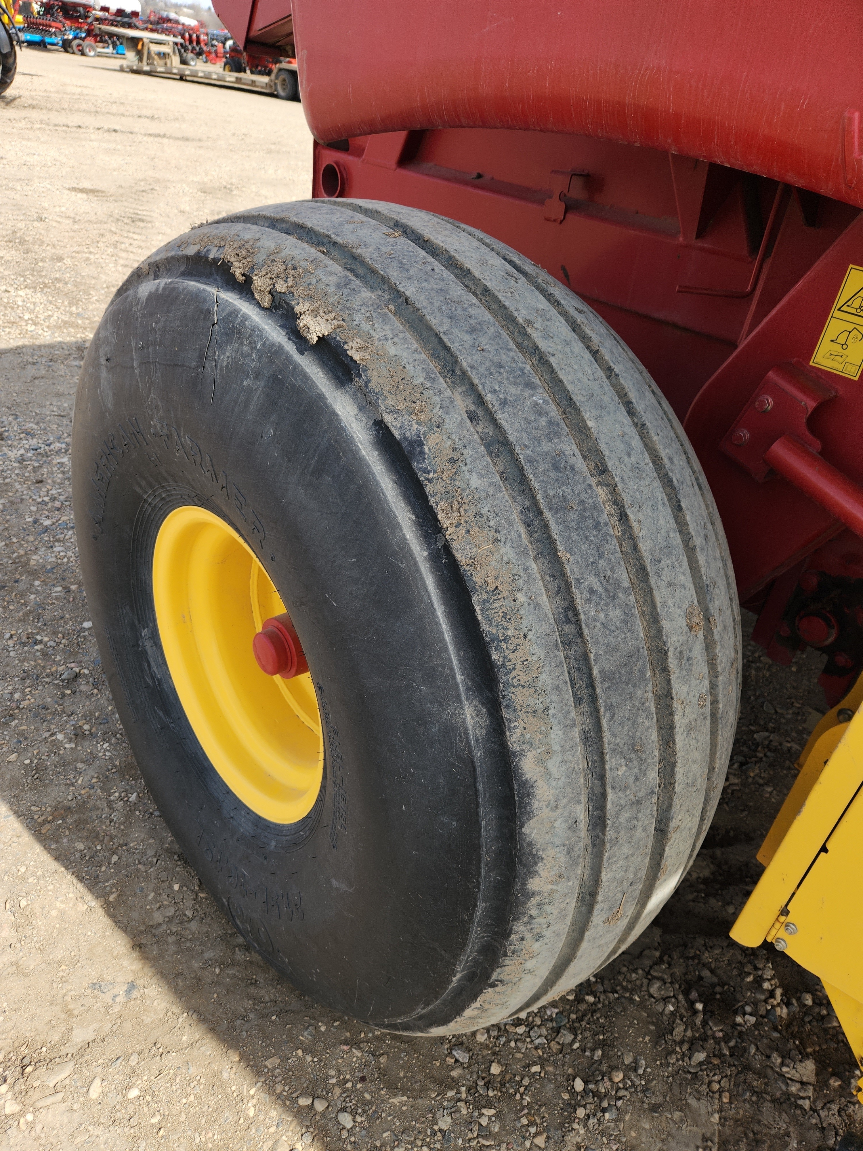 2016 New Holland RB560 Baler/Round