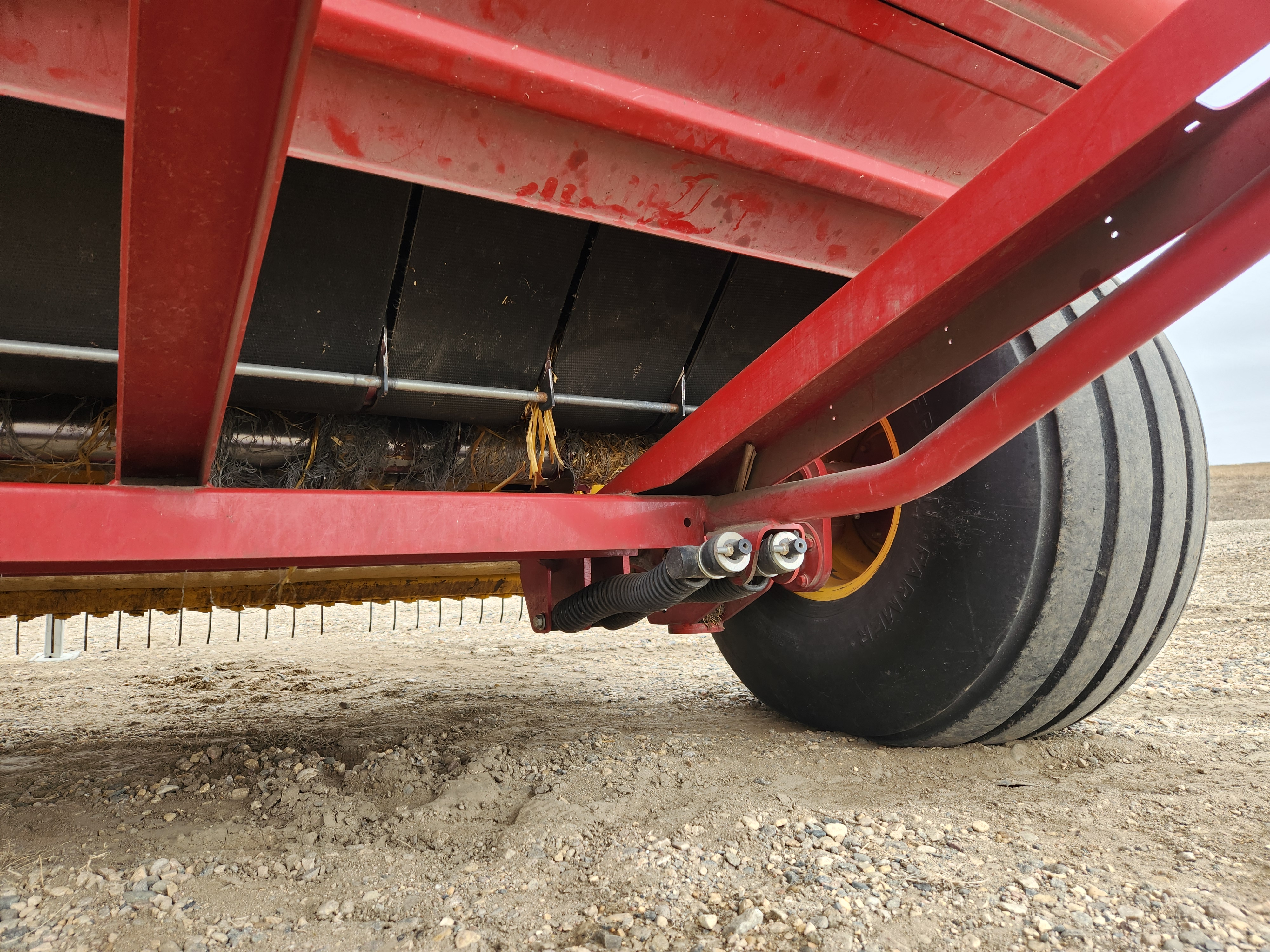 2016 New Holland RB560 Baler/Round