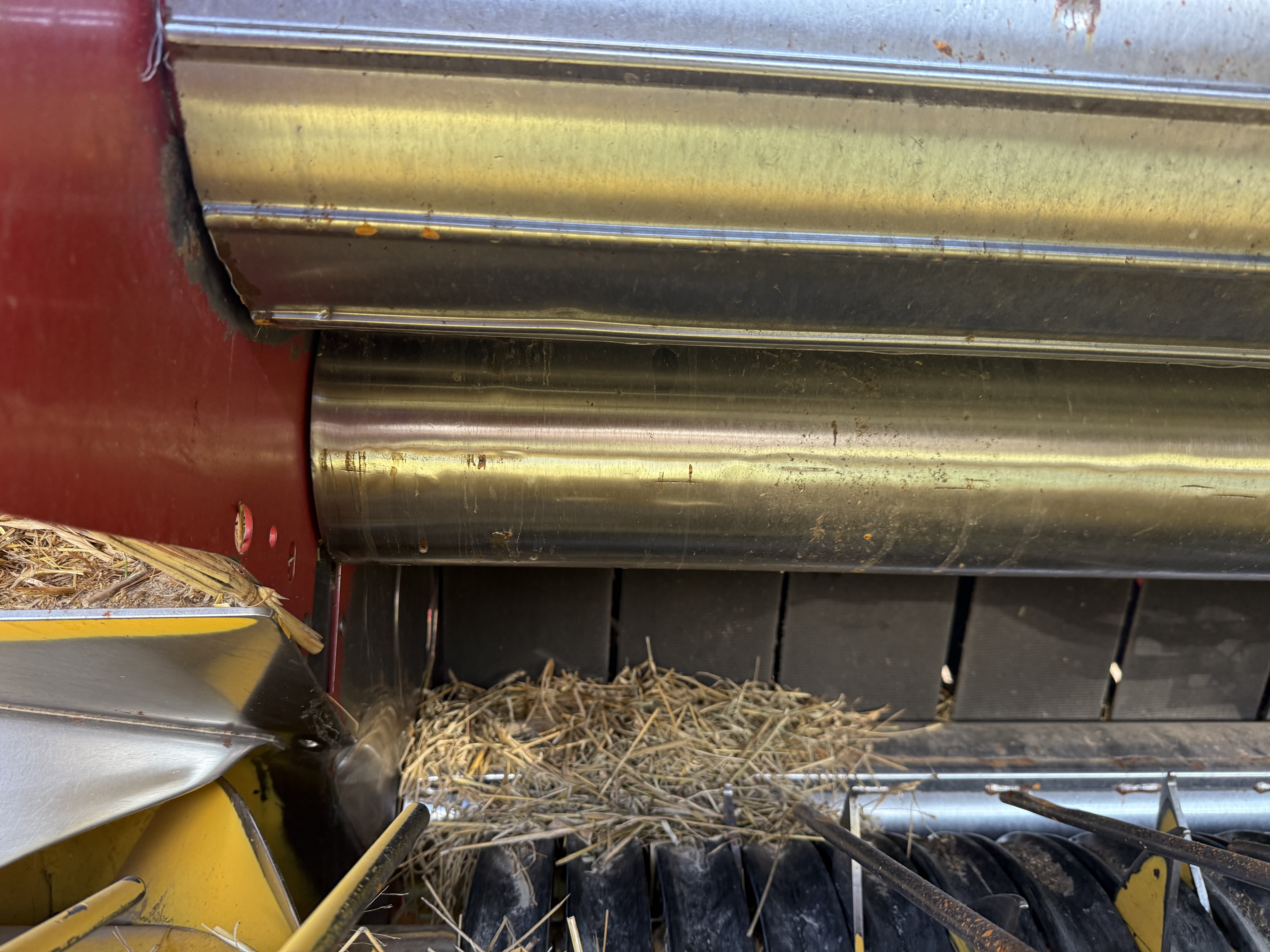 2016 New Holland RB560 Baler/Round