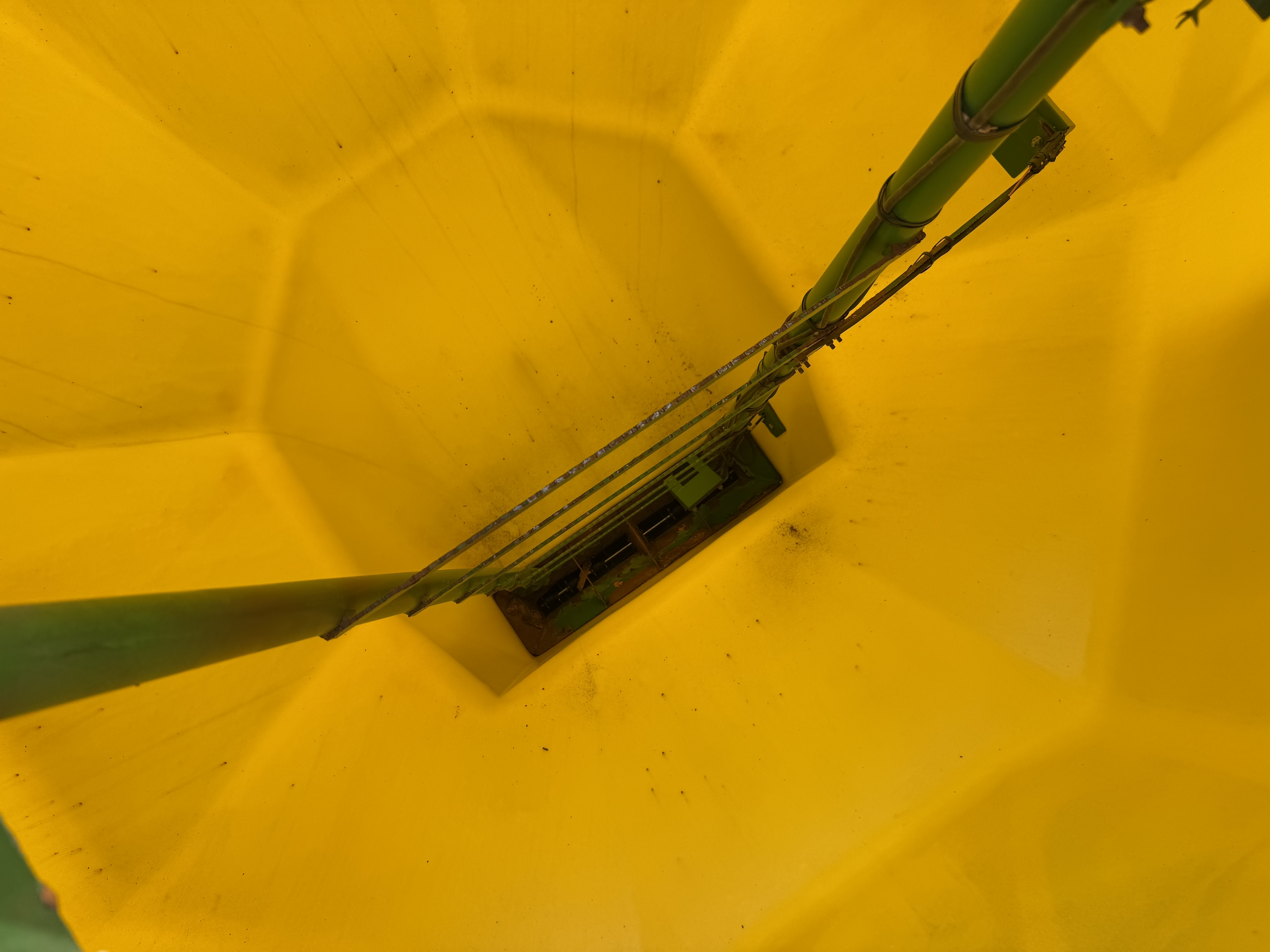 2014 John Deere 1895 Air Seeder