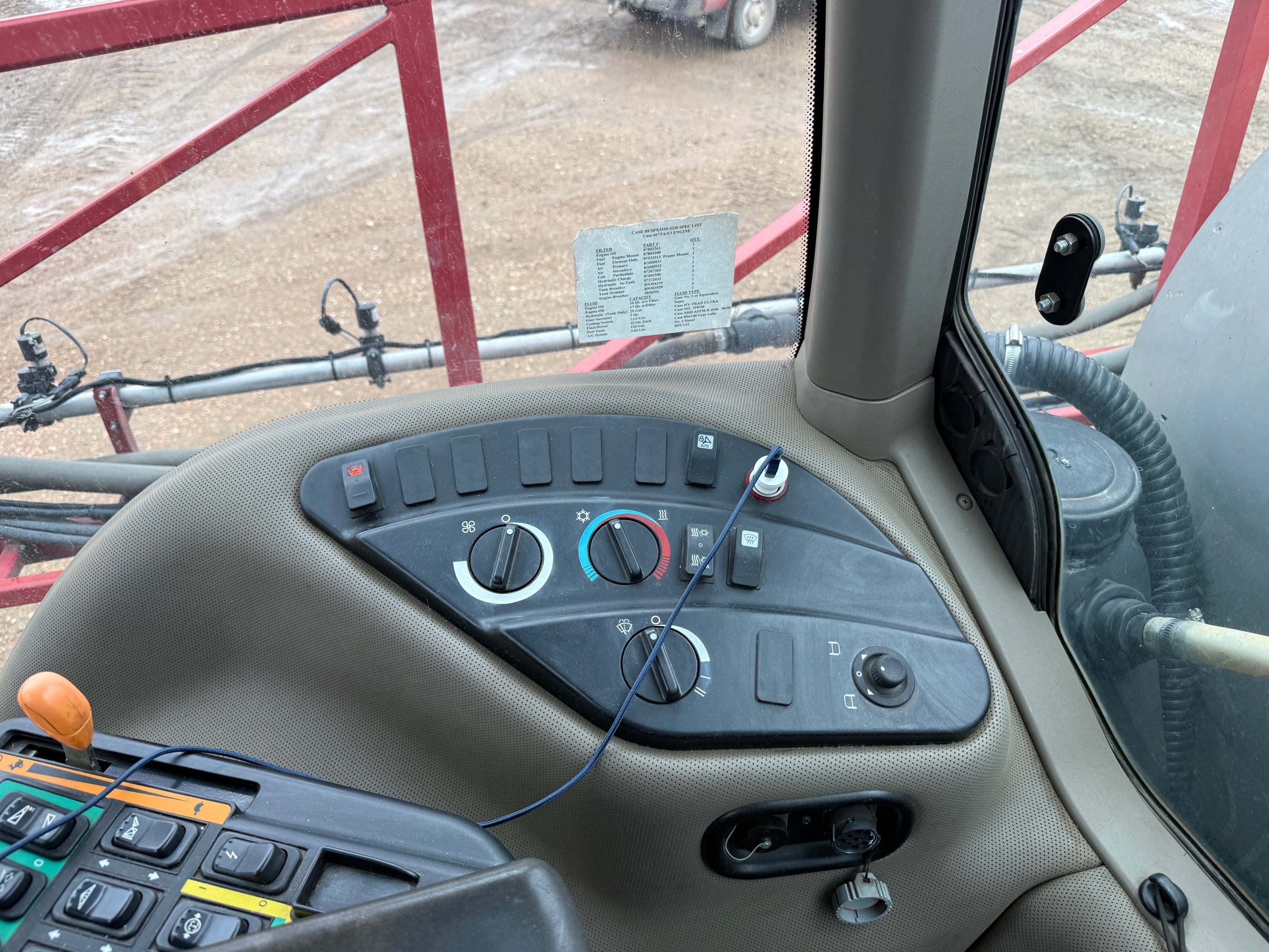 2010 Case IH Patriot 3330 Sprayer/High Clearance