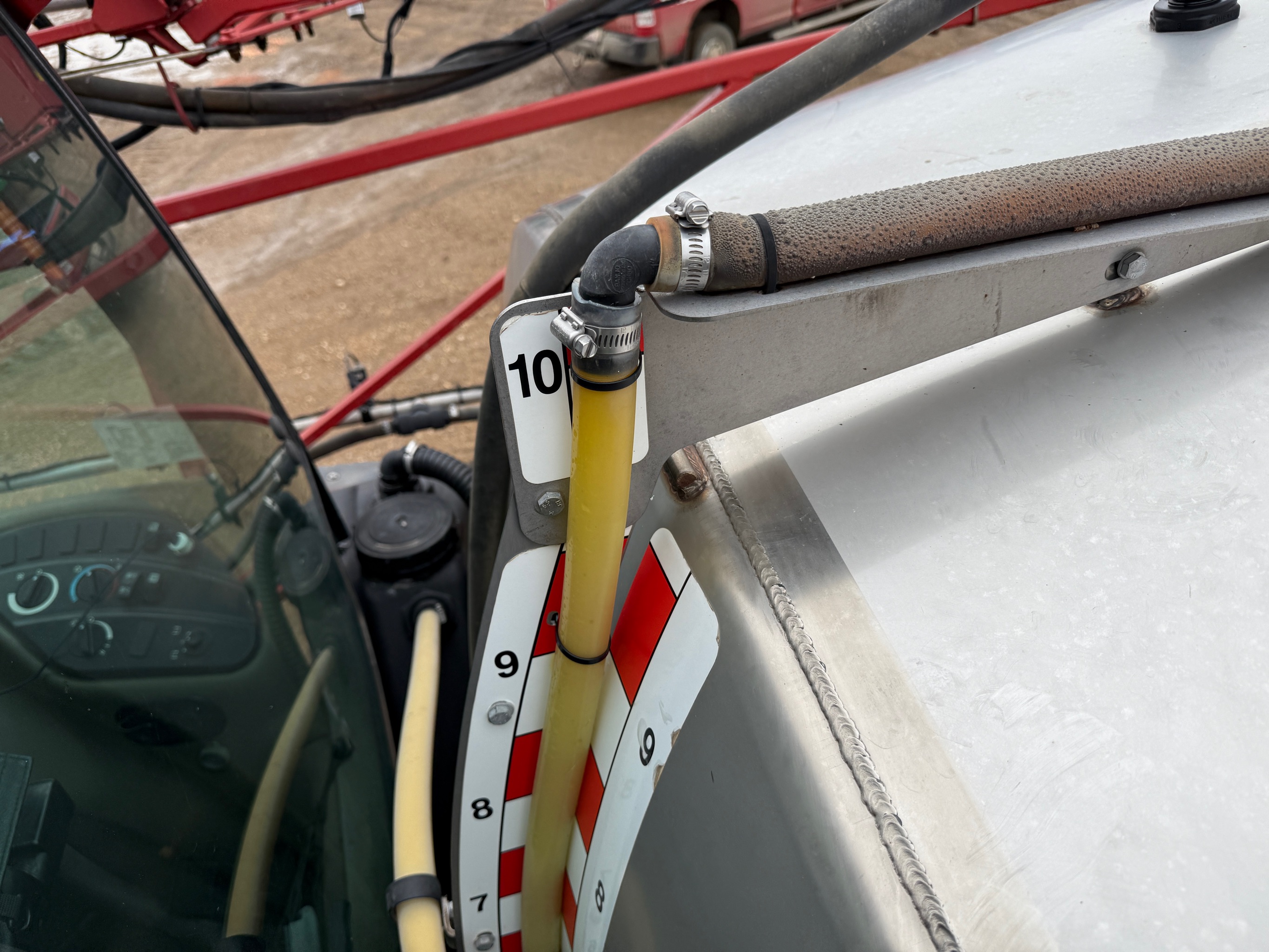 2010 Case IH Patriot 3330 Sprayer/High Clearance