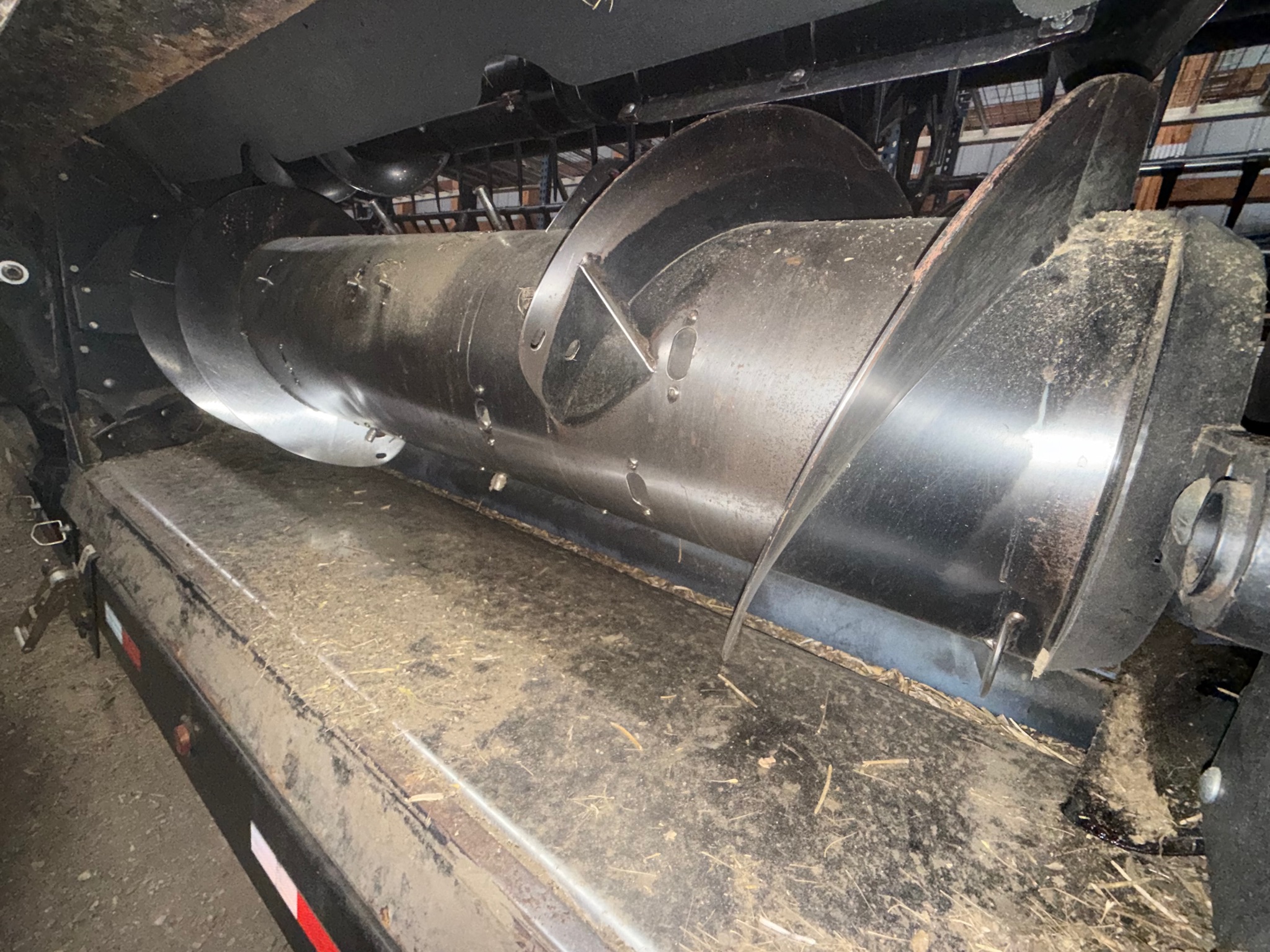 2015 MacDon FD75-40 Header Combine