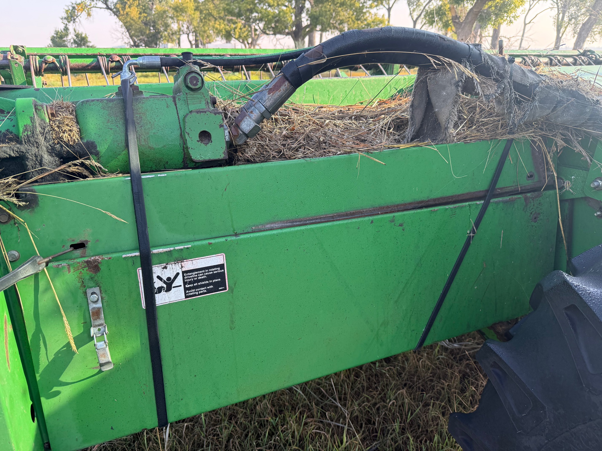 2001 John Deere 4890 Windrower
