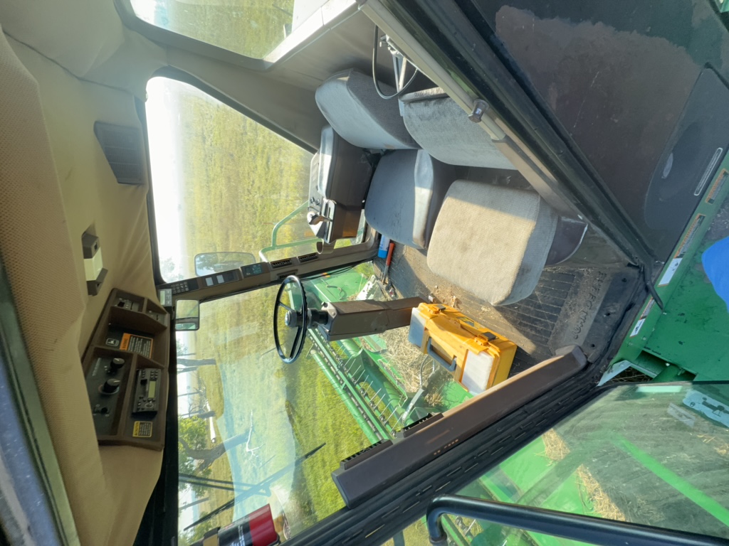 2001 John Deere 4890 Windrower