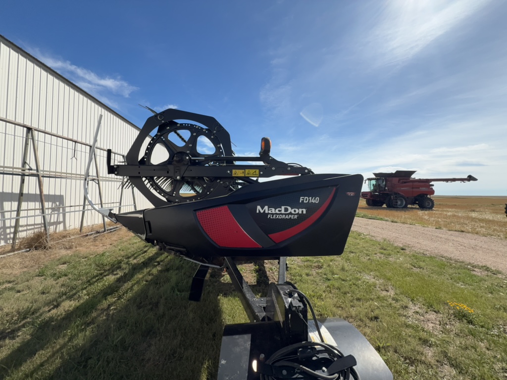 2019 MacDon FD140 Header Combine