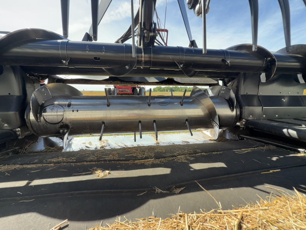 2019 MacDon FD140 Header Combine