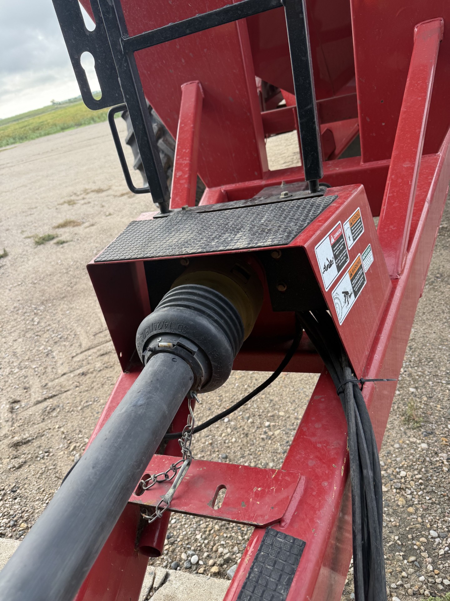 2014 Brent 1082 Grain Cart