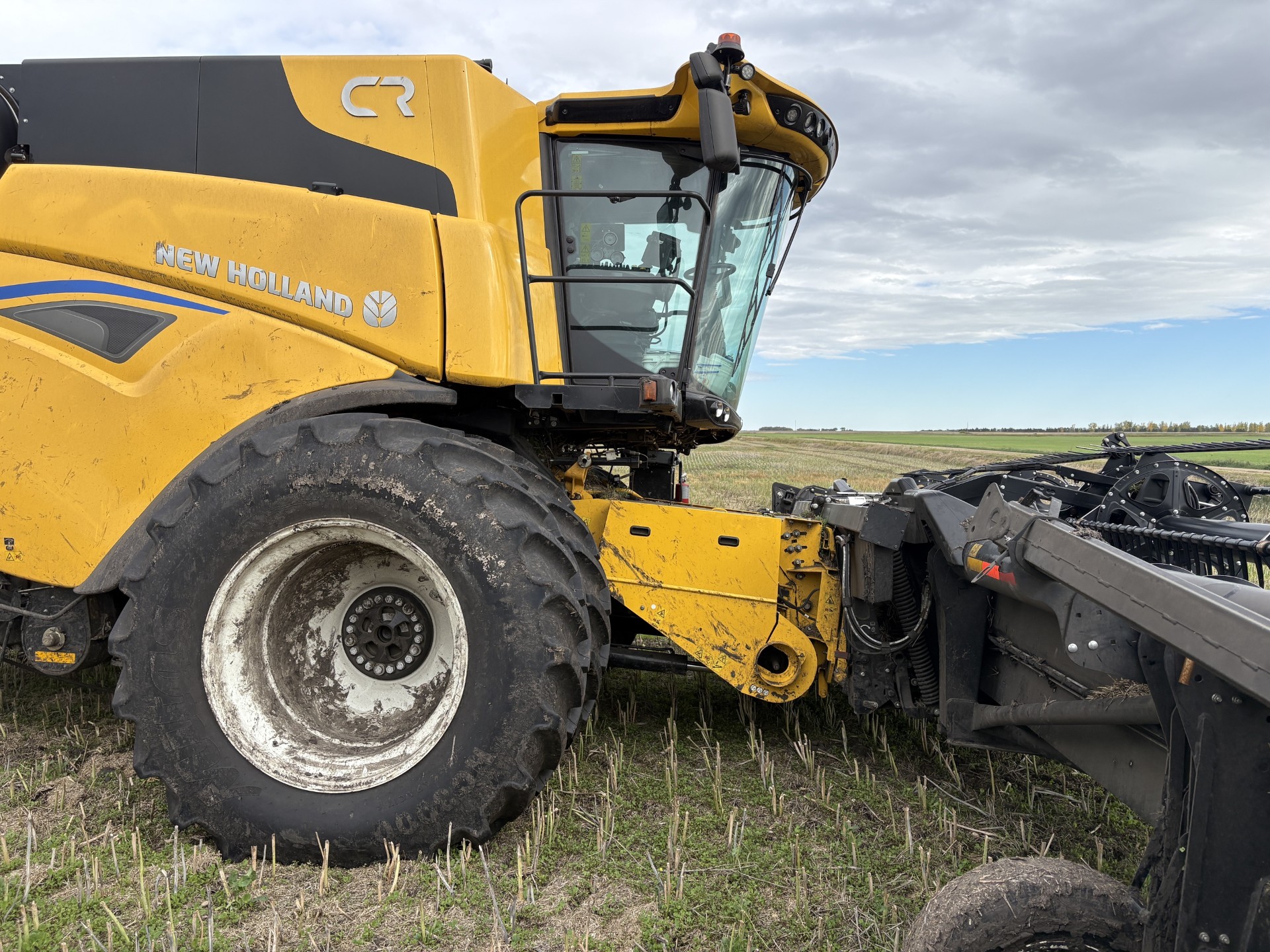2024 New Holland CR10.90Z Combine