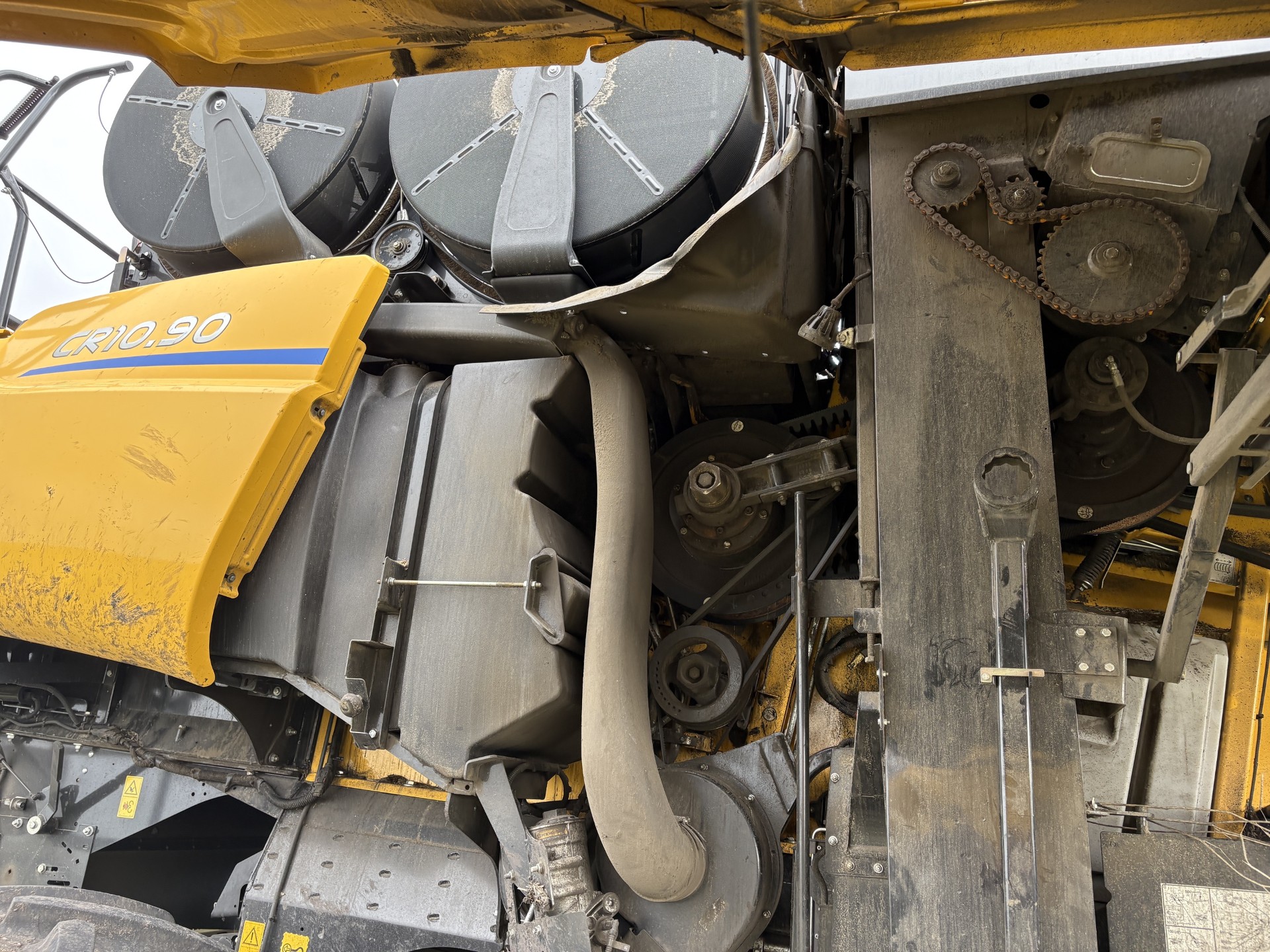 2024 New Holland CR10.90Z Combine