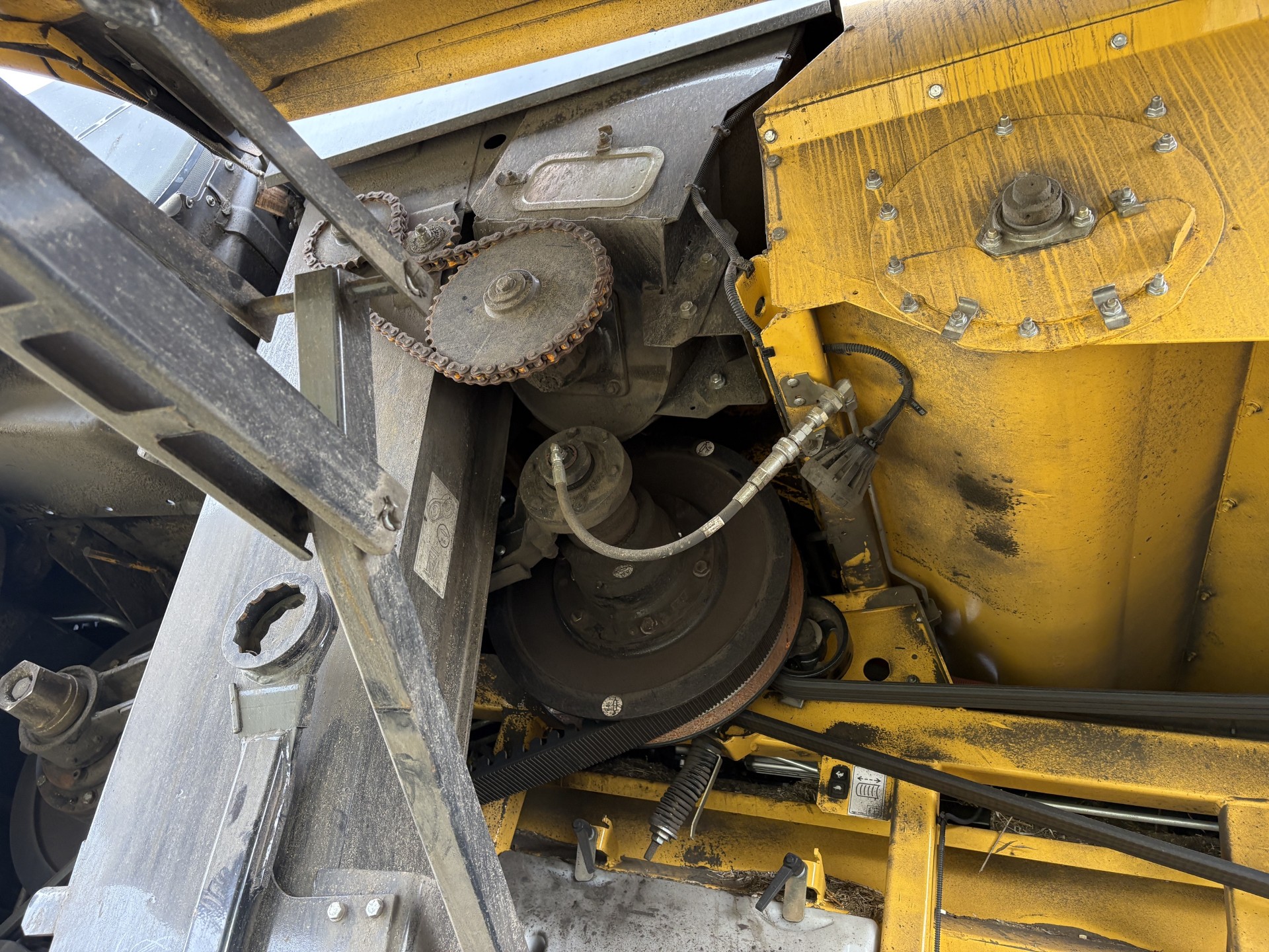 2024 New Holland CR10.90Z Combine