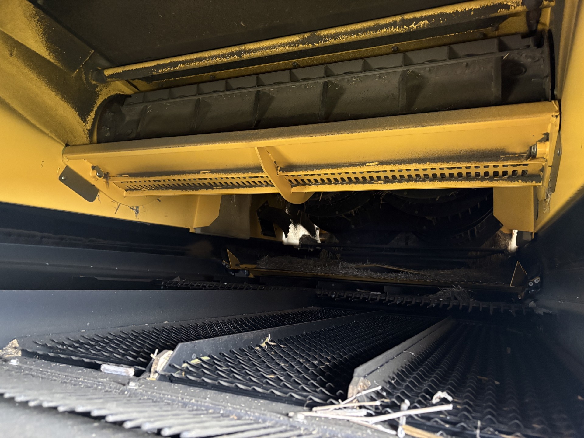 2024 New Holland CR10.90Z Combine