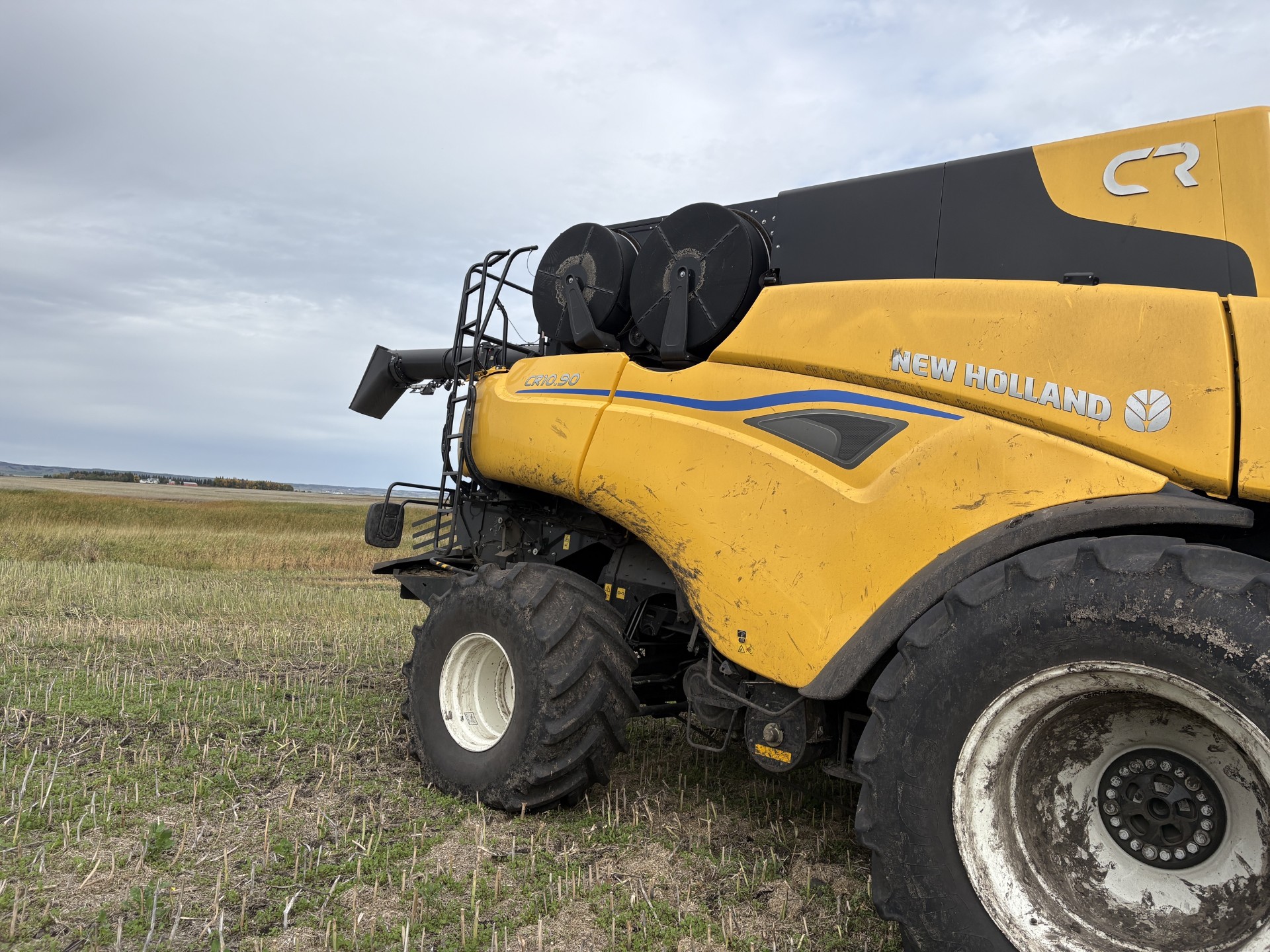 2024 New Holland CR10.90Z Combine
