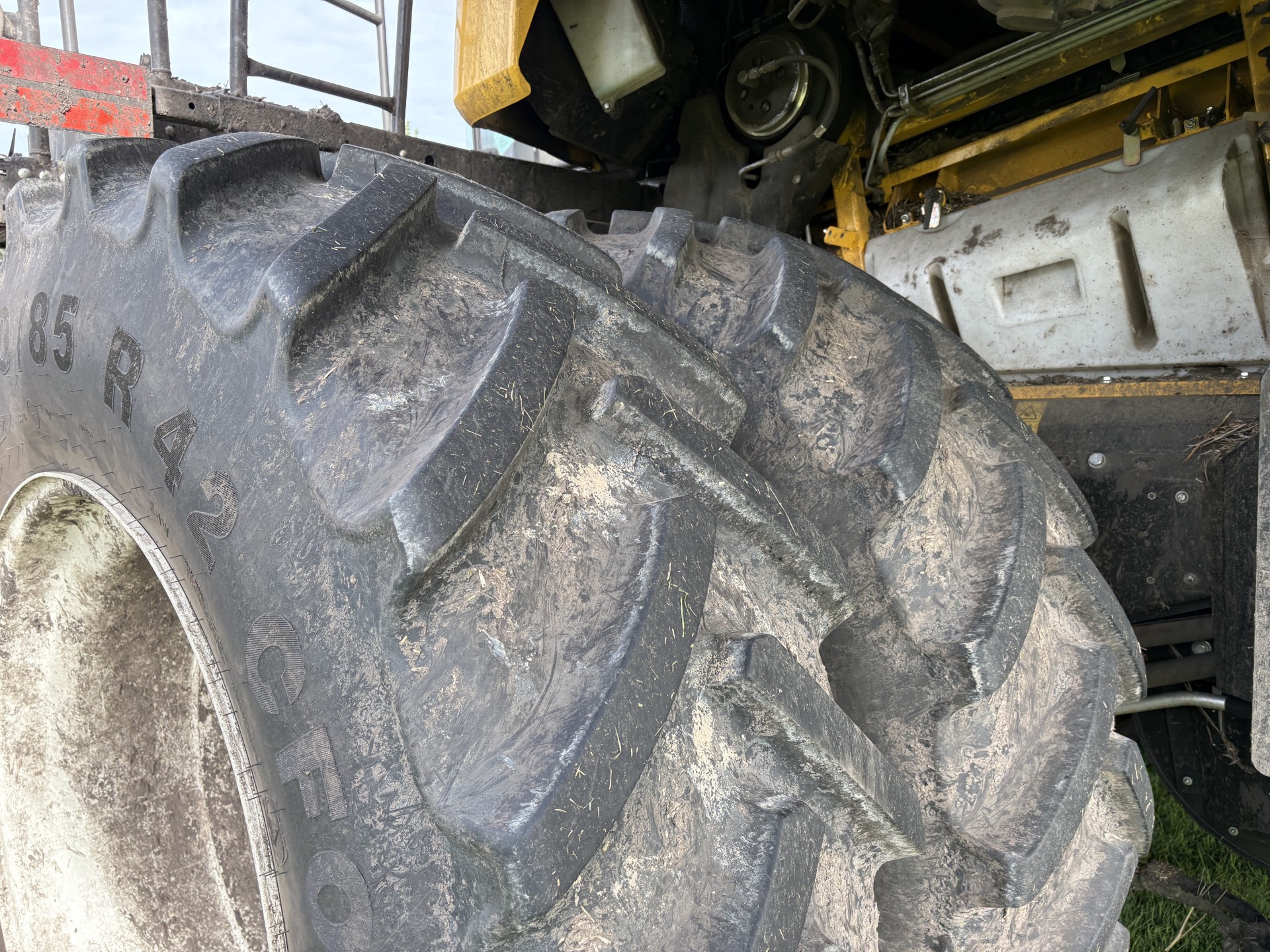 2024 New Holland CR10.90Z Combine