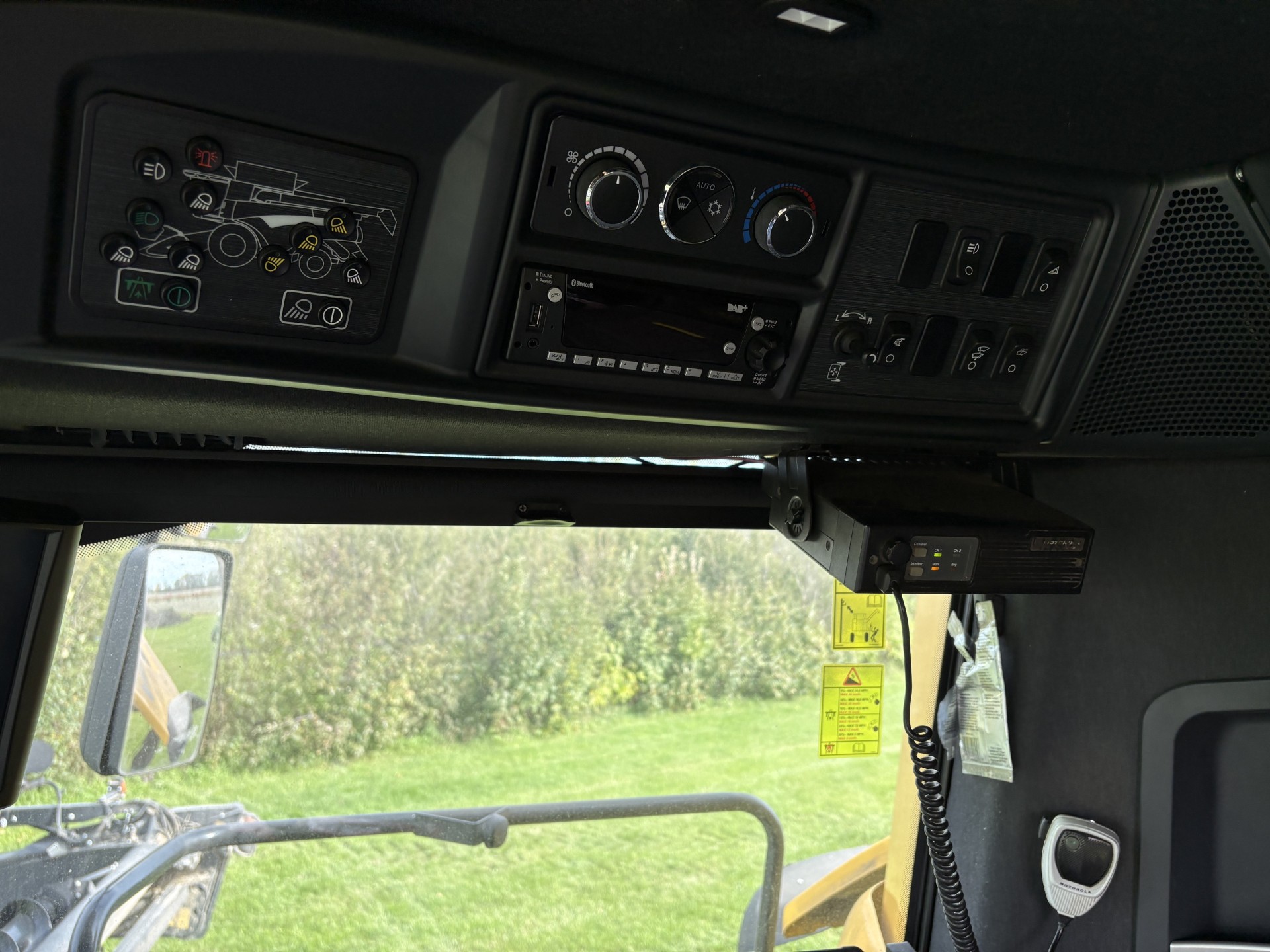 2024 New Holland CR10.90Z Combine