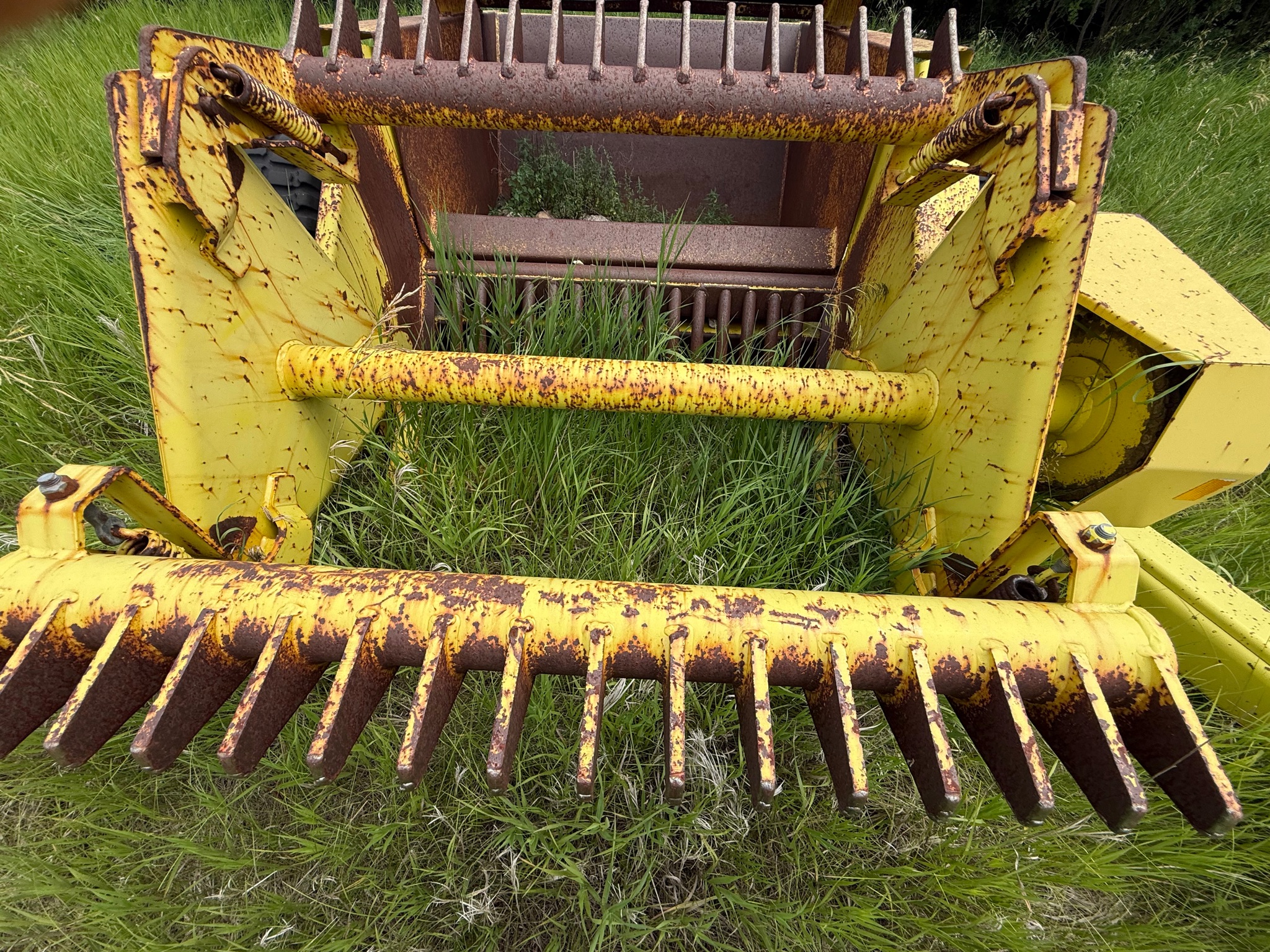 2001 Degelman RP6000 Rock Picker
