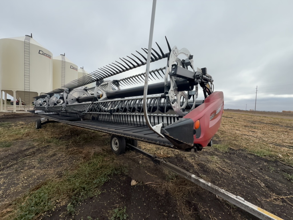 2023 MacDon FD240 Header Combine