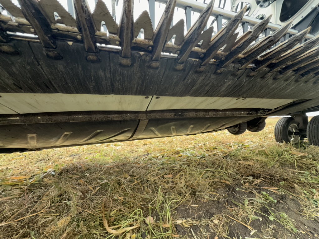 2023 MacDon FD240 Header Combine