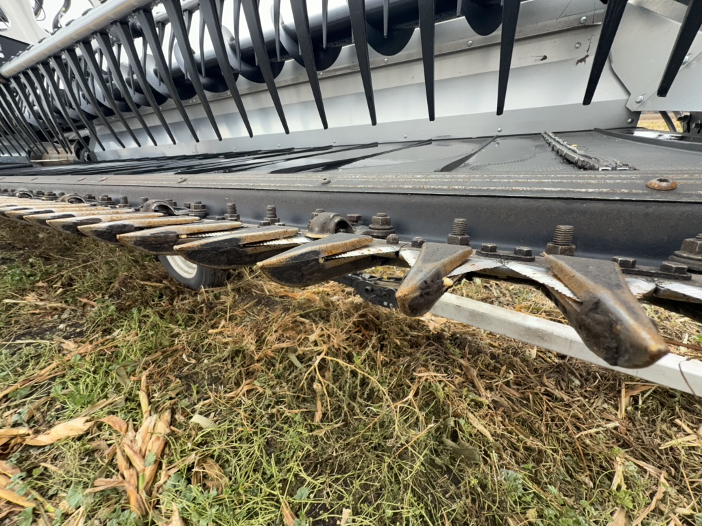 2023 MacDon FD240 Header Combine