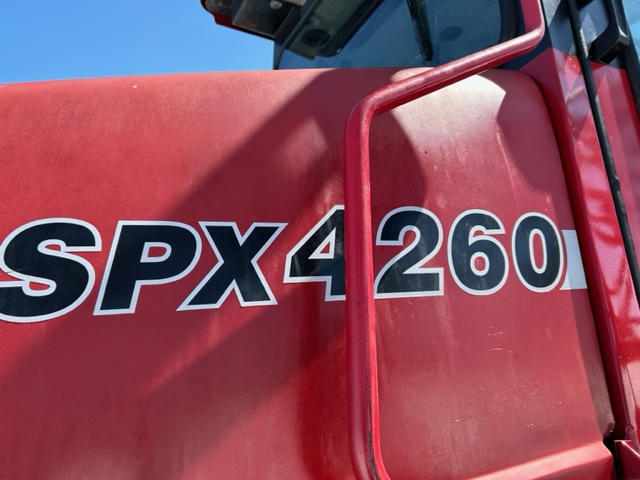 2000 Case IH SPX4260 Sprayer/High Clearance