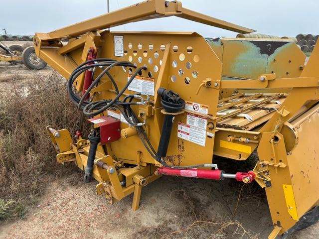 2016 Haybuster 2100 Bale Processor