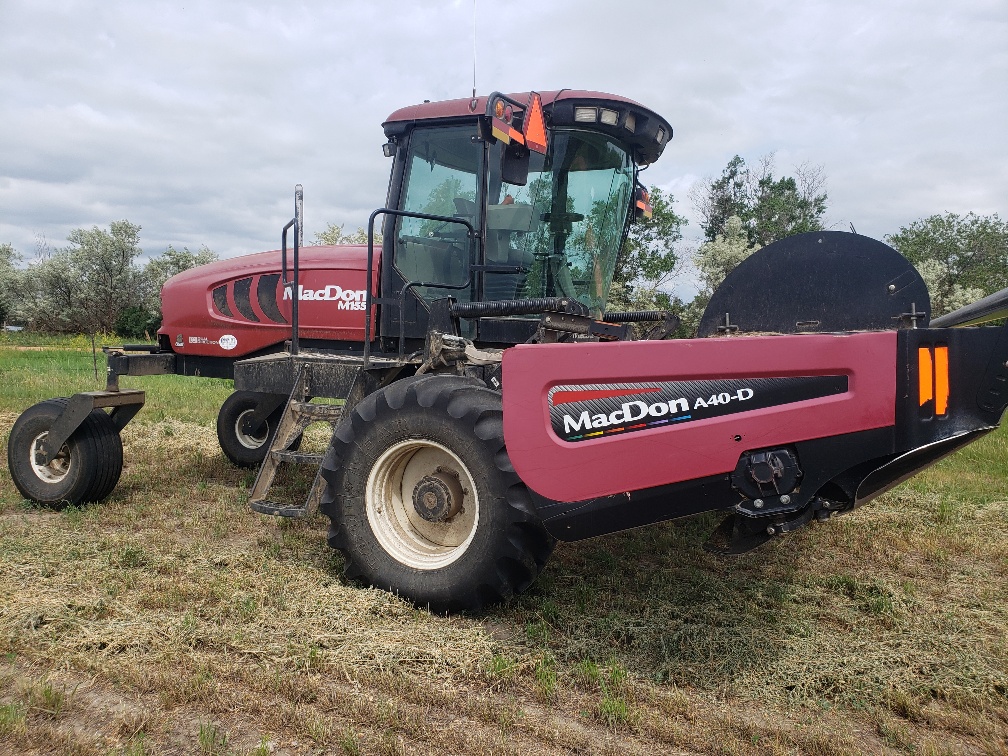 2012 MacDon M155 Windrower