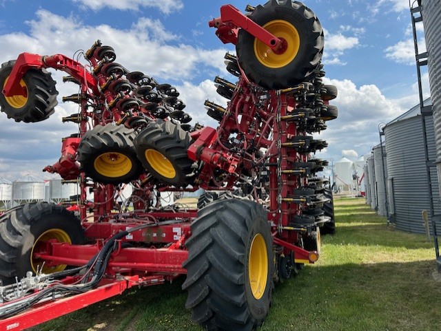 2024 Bourgault 3720-70/91300 Air Drill