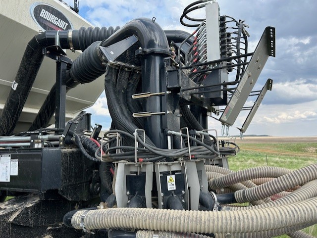 2024 Bourgault 3720-70/9950 Air Drill