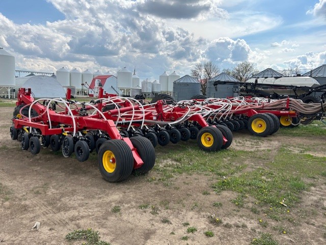 2024 Bourgault 3720-70/91300 Air Drill