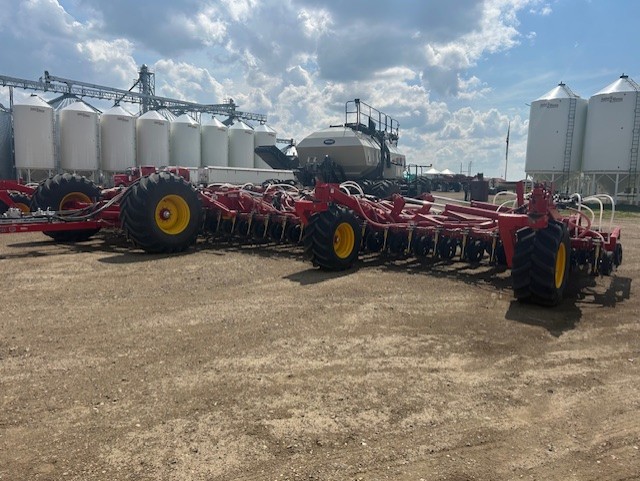 2024 Bourgault 3720-70/91300 Air Drill