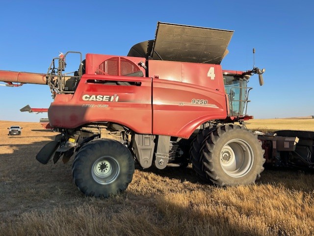 2022 Case IH AF9250 Combine