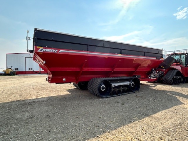 2021 Brent 2596 Grain Cart