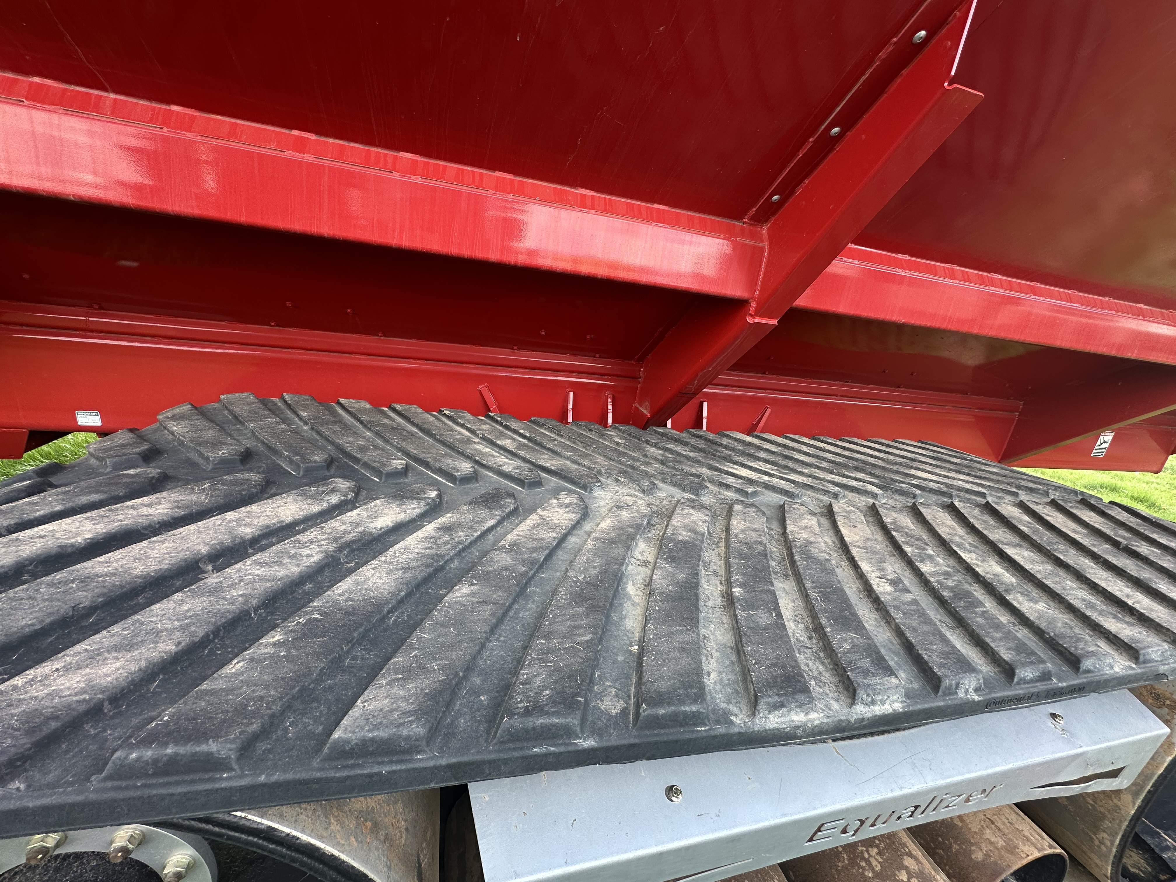 2021 Brent 2596 Grain Cart