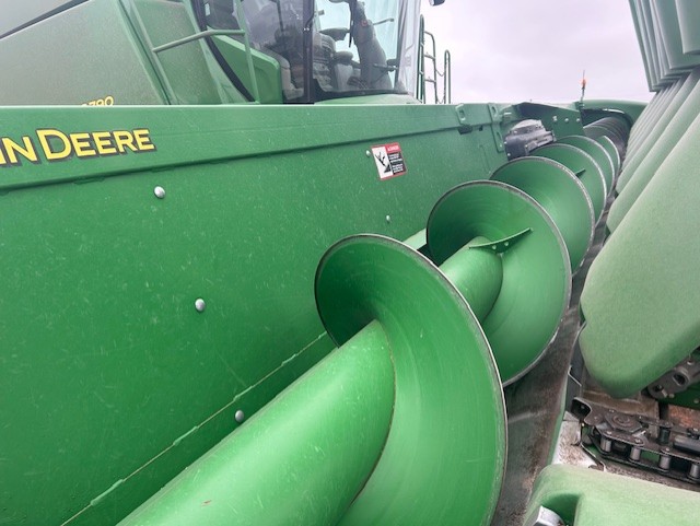 2014 John Deere 612C Header Corn Head