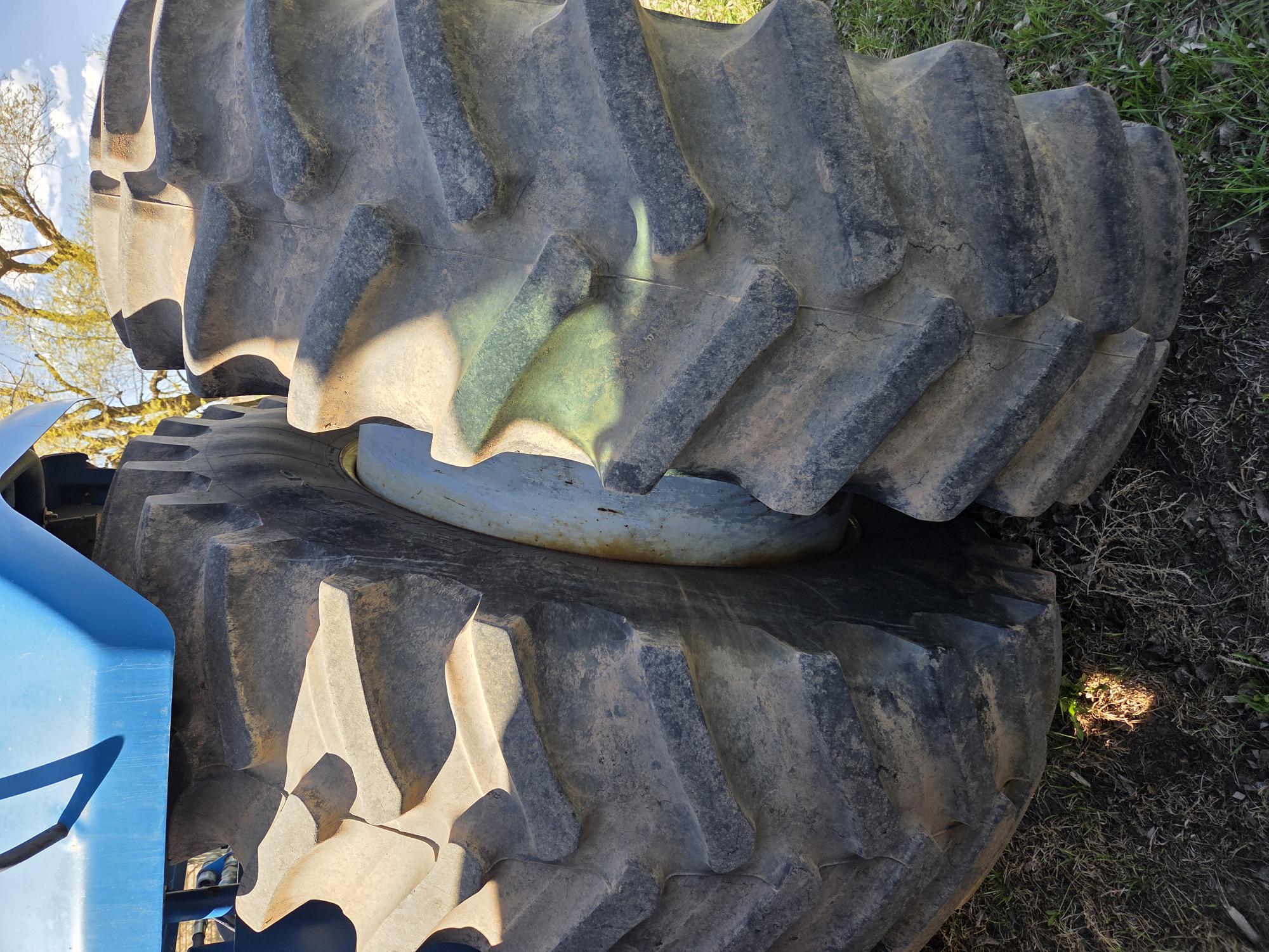 1996 New Holland 9682 Tractor