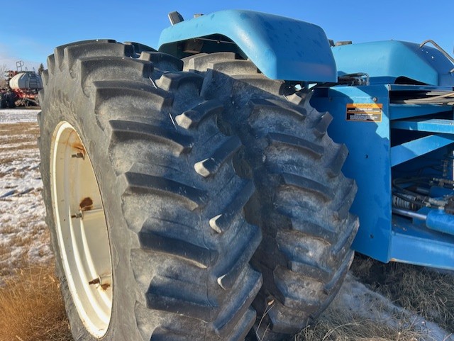 1996 New Holland 9682 Tractor