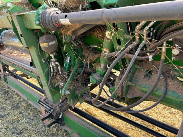 2022 John Deere HD40R Header Draper