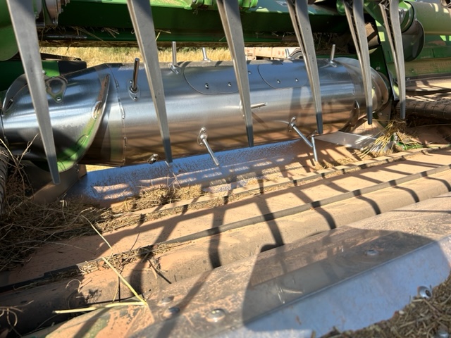 2022 John Deere HD40R Header Draper