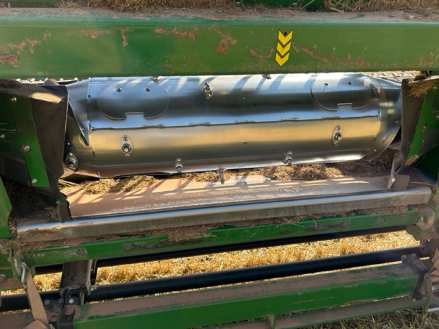 2022 John Deere HD40R Header Draper